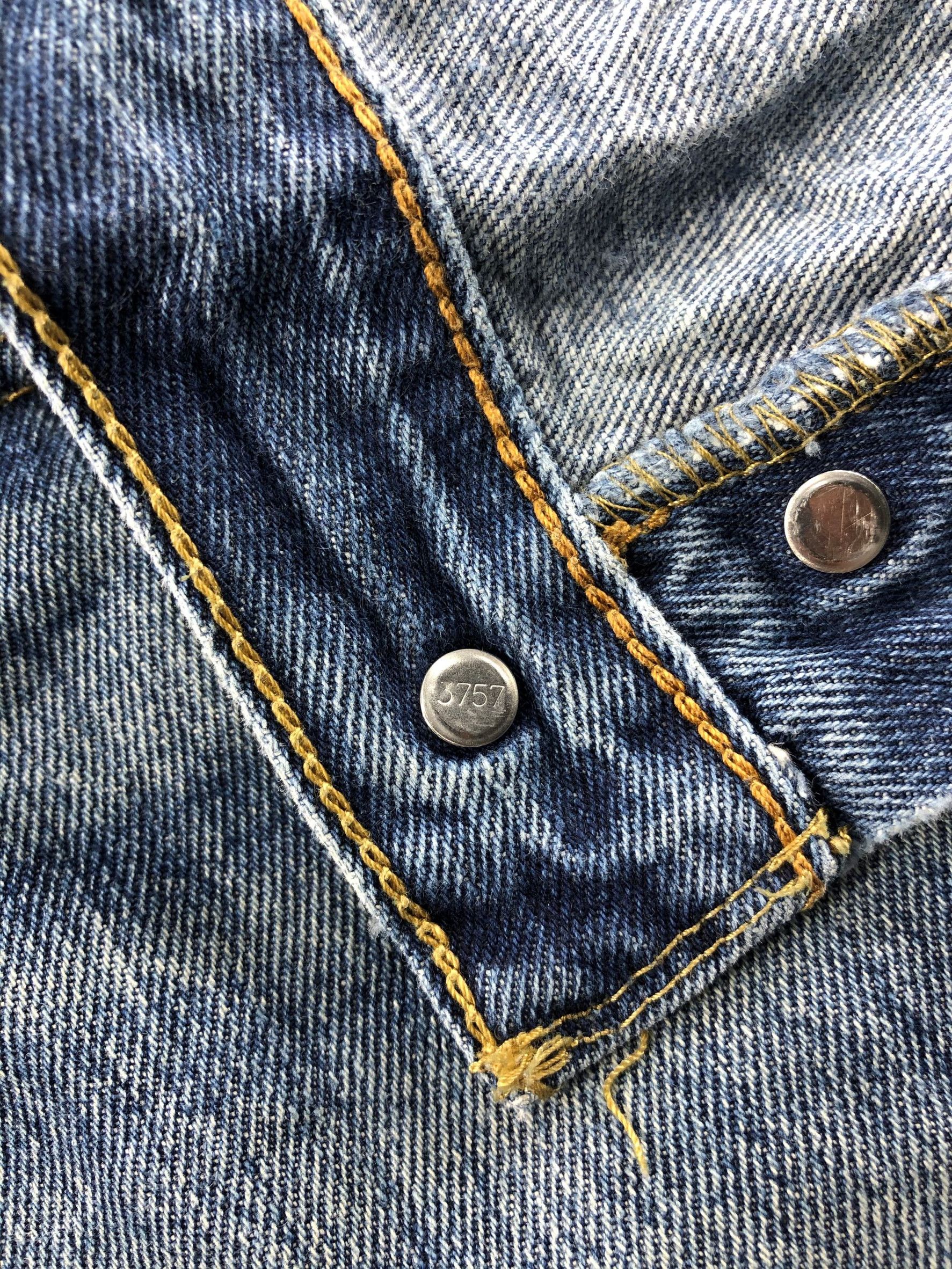 Levi's Vintage Levis 501 Jeans-JM652 Size US 37 - 8 Thumbnail