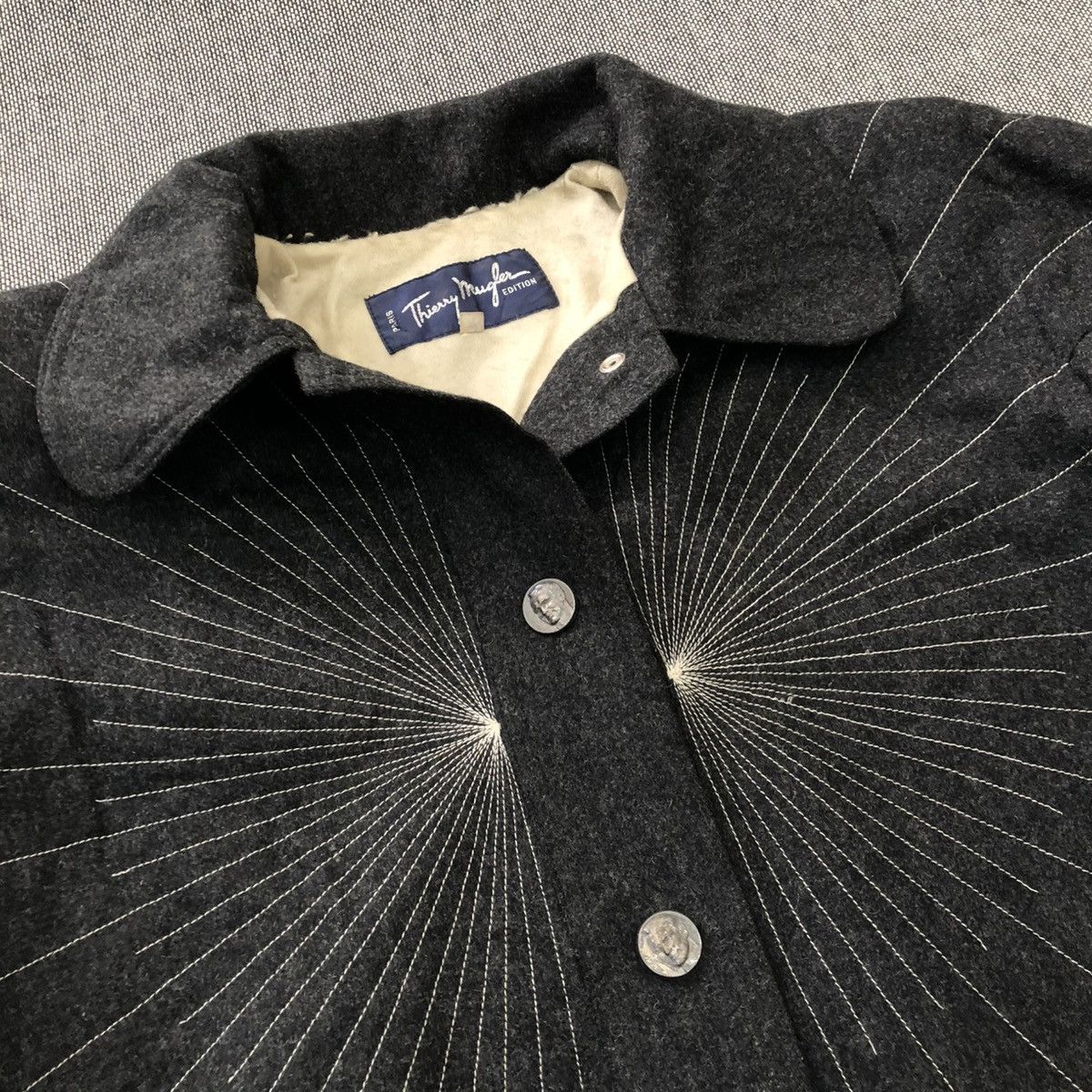 Thierry Mugler THIERRY MUGLER Dramatic Effect Embroidered Wool Jacket Size US XL / EU 56 / 4 - 6 Thumbnail
