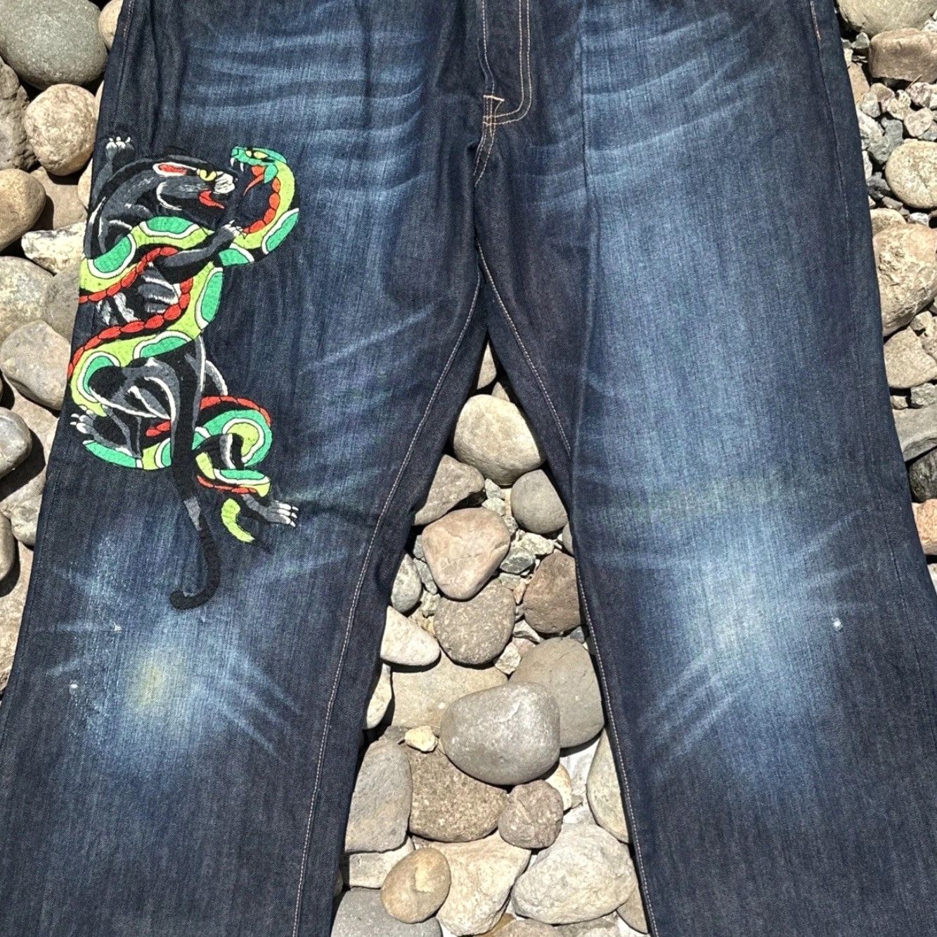 Ed Hardy VINTAGE Ed Hardy Denim Blue Jeans Mens 40x34 Embroidered Snake Tiger Tattoo Art Hipster Straight 2007 Size US 40 / EU 56 - 5 Thumbnail