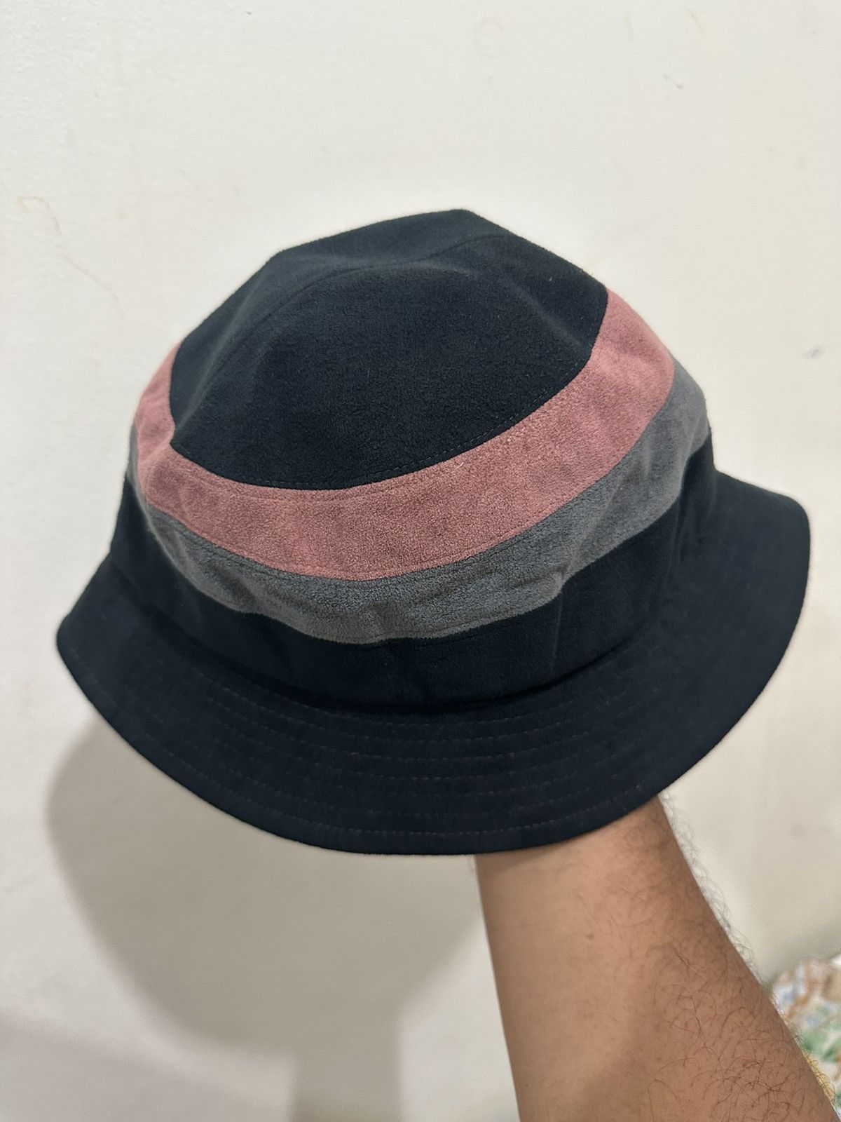 Vintage VTG Givenchy PLAY Bucket Hat Size ONE SIZE - 4 Thumbnail