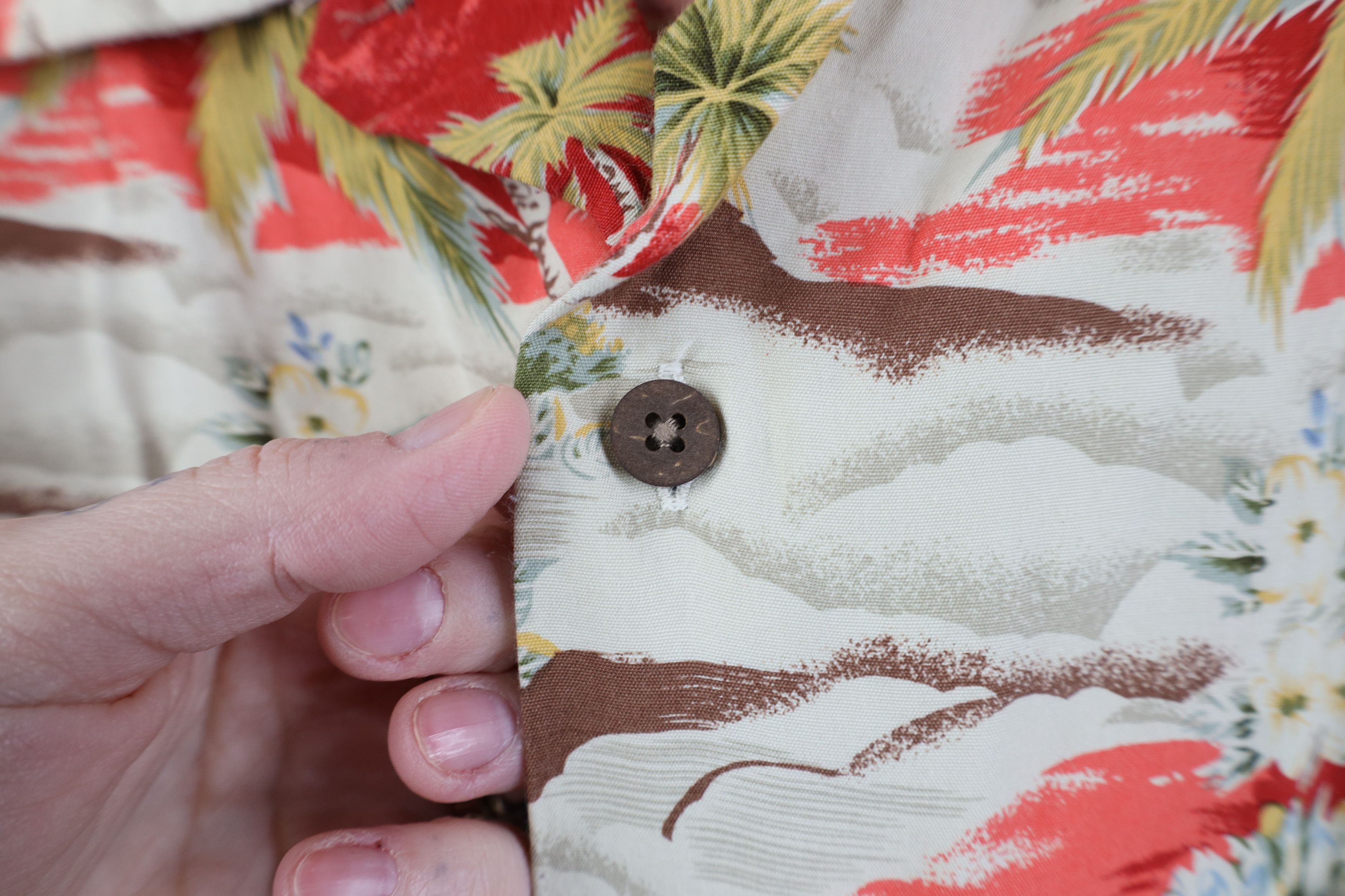Lands' End Vintage 90s Lands End Gabardine Flower Hawaiian Button Shirt Size US XL / EU 56 / 4 - 5 Thumbnail