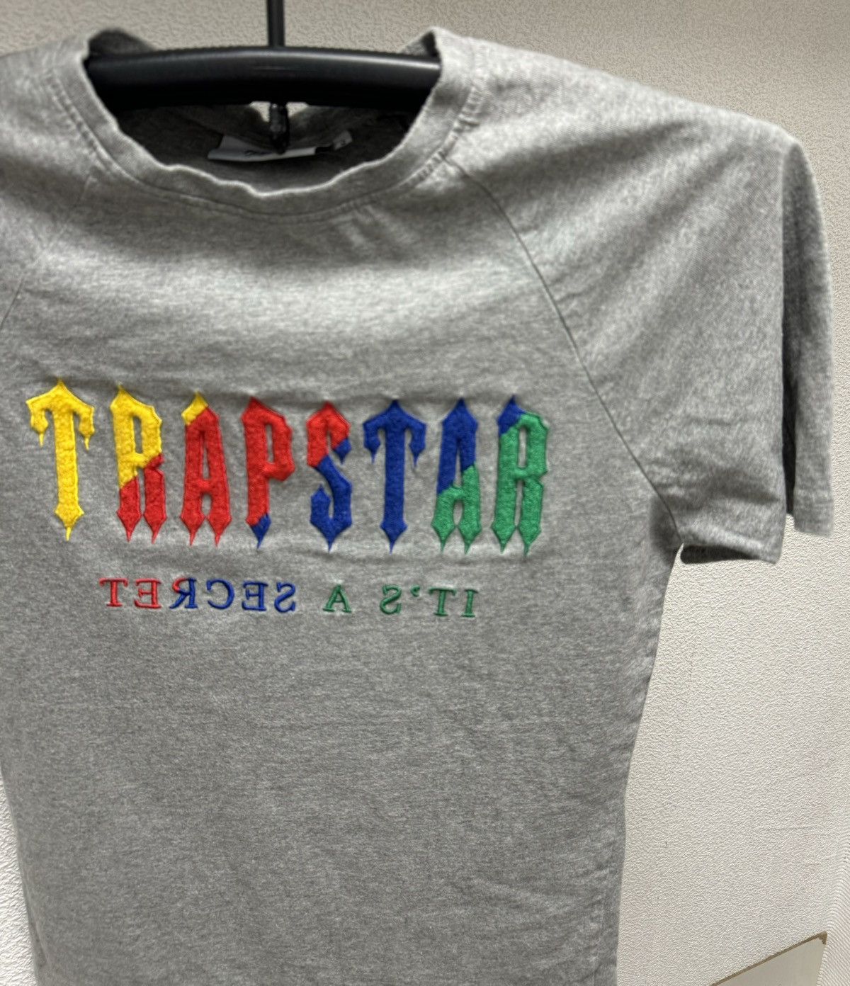 Trapstar London Trapstar grey big logo t-shirt S sz multicolor Size US S / EU 44-46 / 1 - 4 Thumbnail