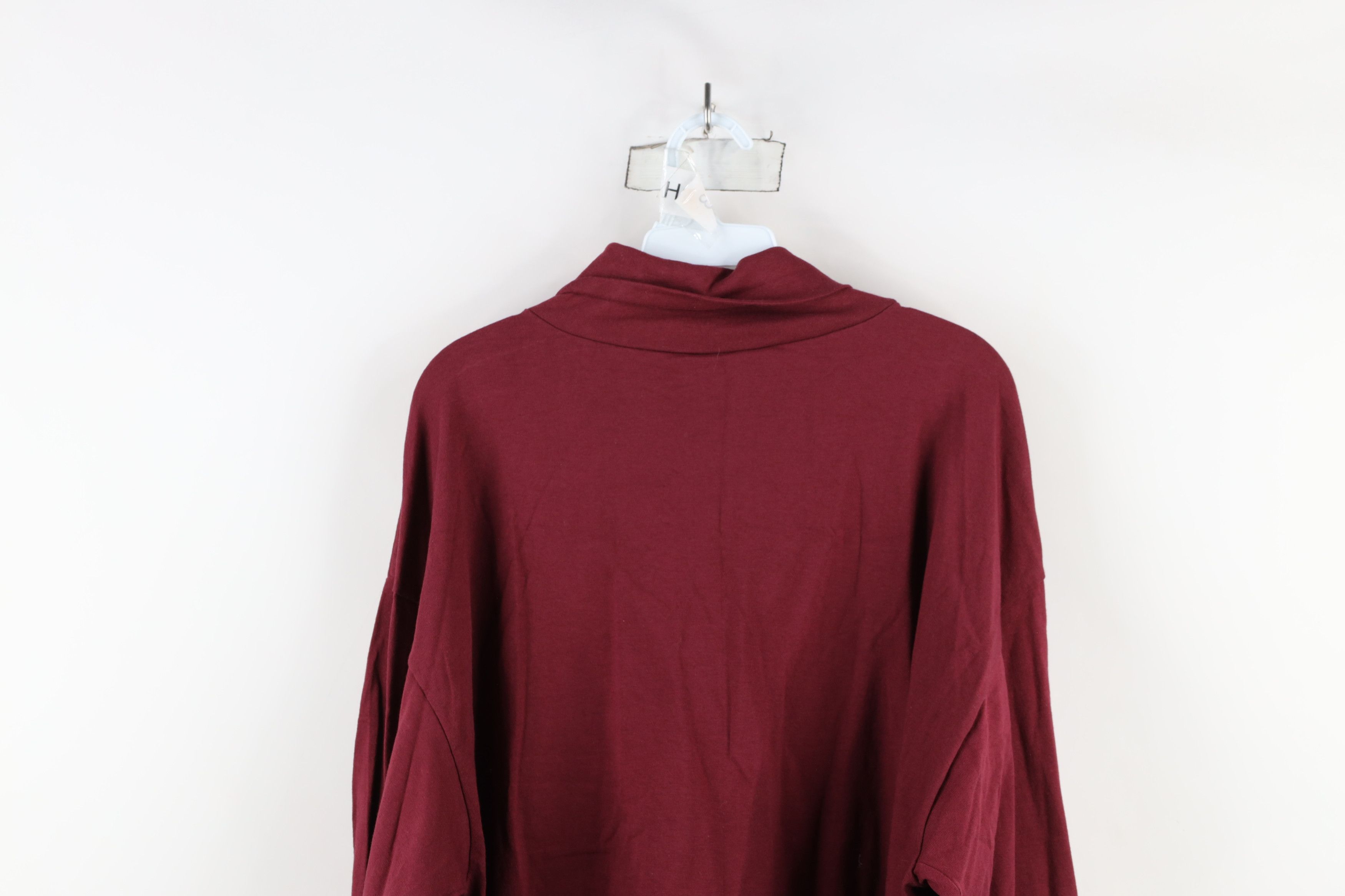 Vintage Deadstock Vintage 90s Streetwear Turtleneck T-Shirt Red USA Size US XL / EU 56 / 4 - 10 Thumbnail