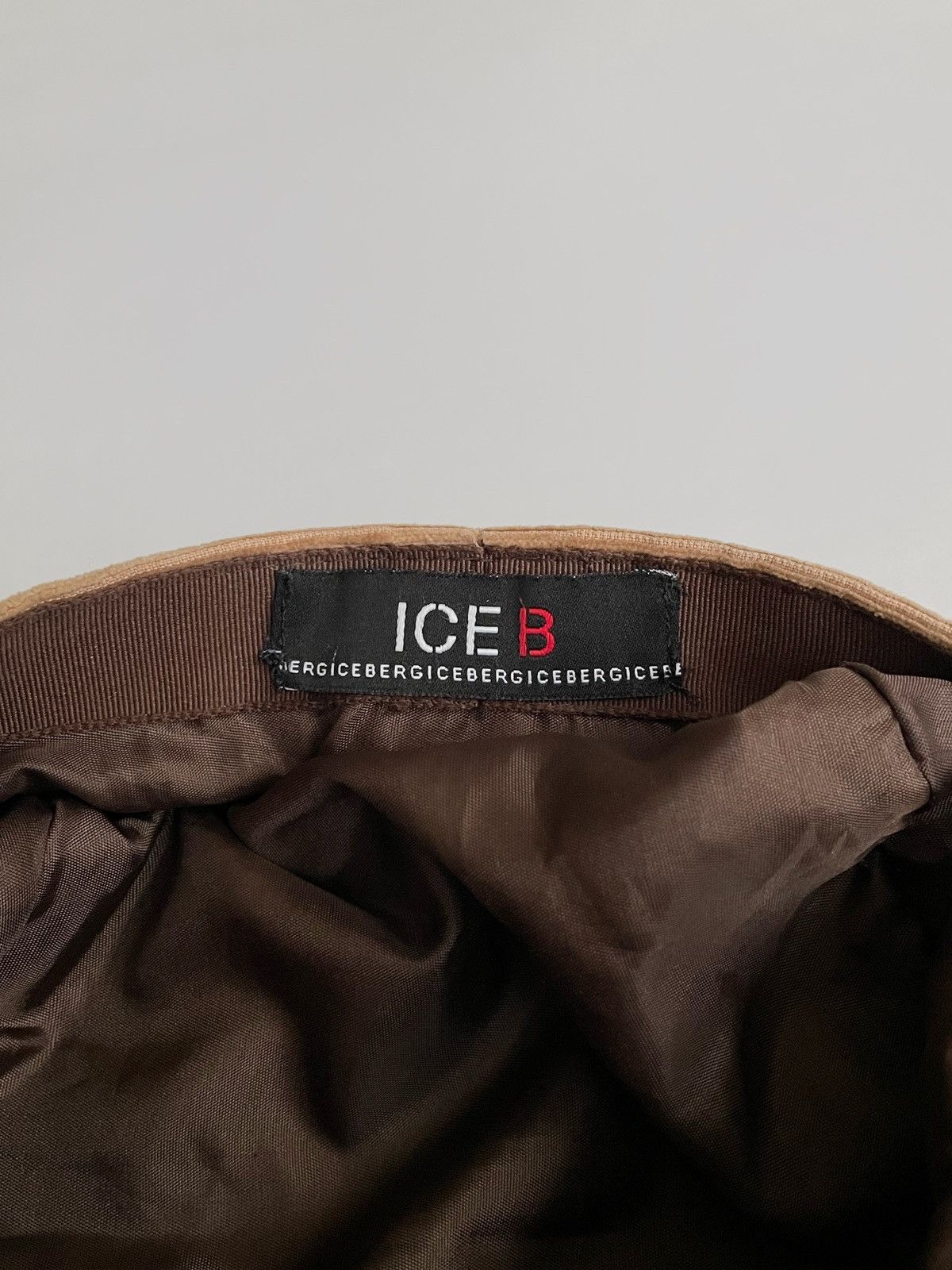 Iceberg × Vintage Iceberg velvet vintage cap Size ONE SIZE - 4 Thumbnail