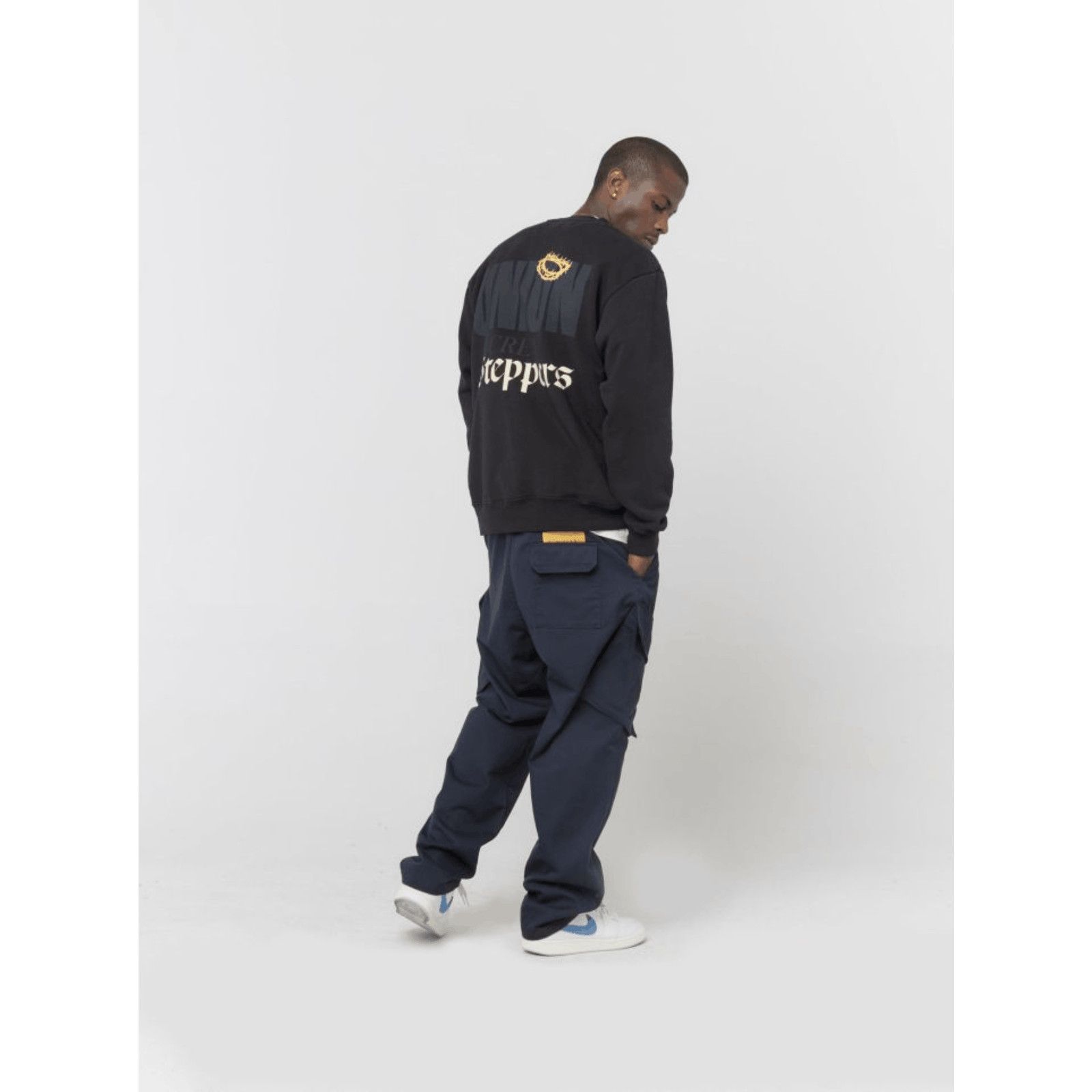 Kendrick Lamar × Union LA PG LANG X UNION X KENDRICK LAMAR X BIG STEPPERS CREWNECK Size US S / EU 44-46 / 1 - 5 Thumbnail
