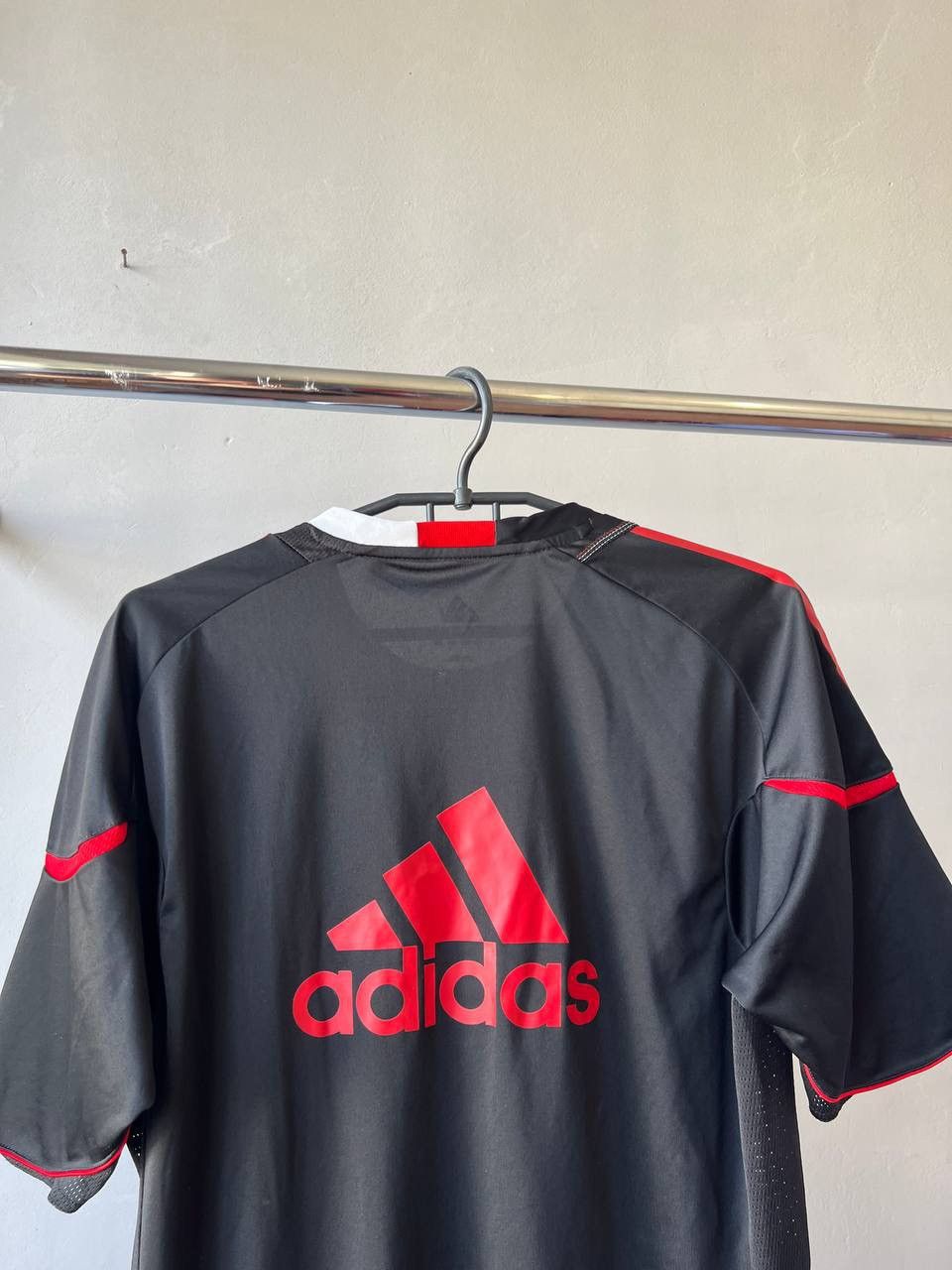 Adidas 2009/10 LIVERPOOL TRAINING SOCCER JERSEY FOOTBALL SHIRT S Size US S / EU 44-46 / 1 - 9 Thumbnail