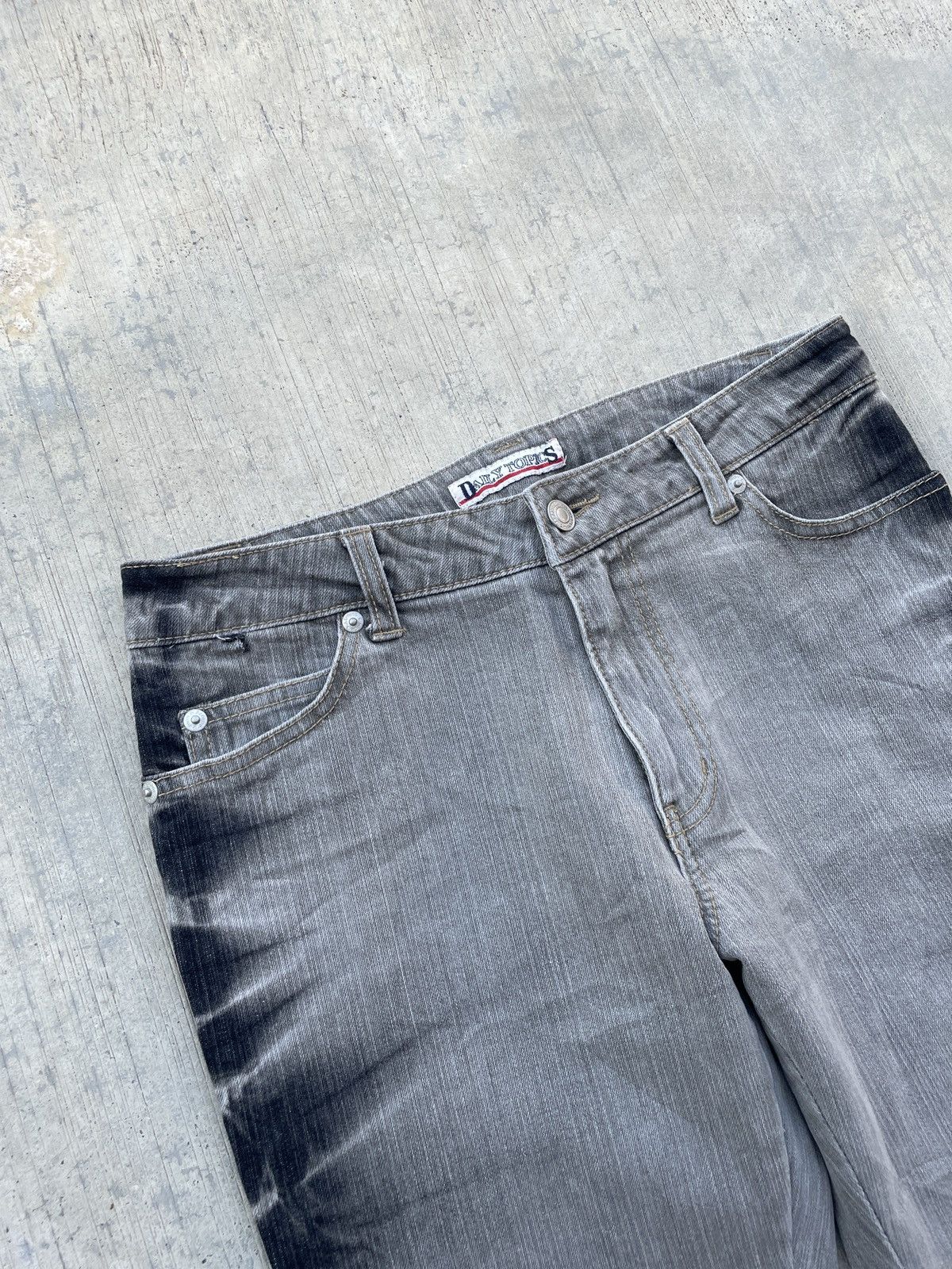Japanese Brand 💥RARE💥2000s JAPANESE BRAND DAILY TOPIC FRACTION FLARE JEANS Size US 29 - 3 Thumbnail