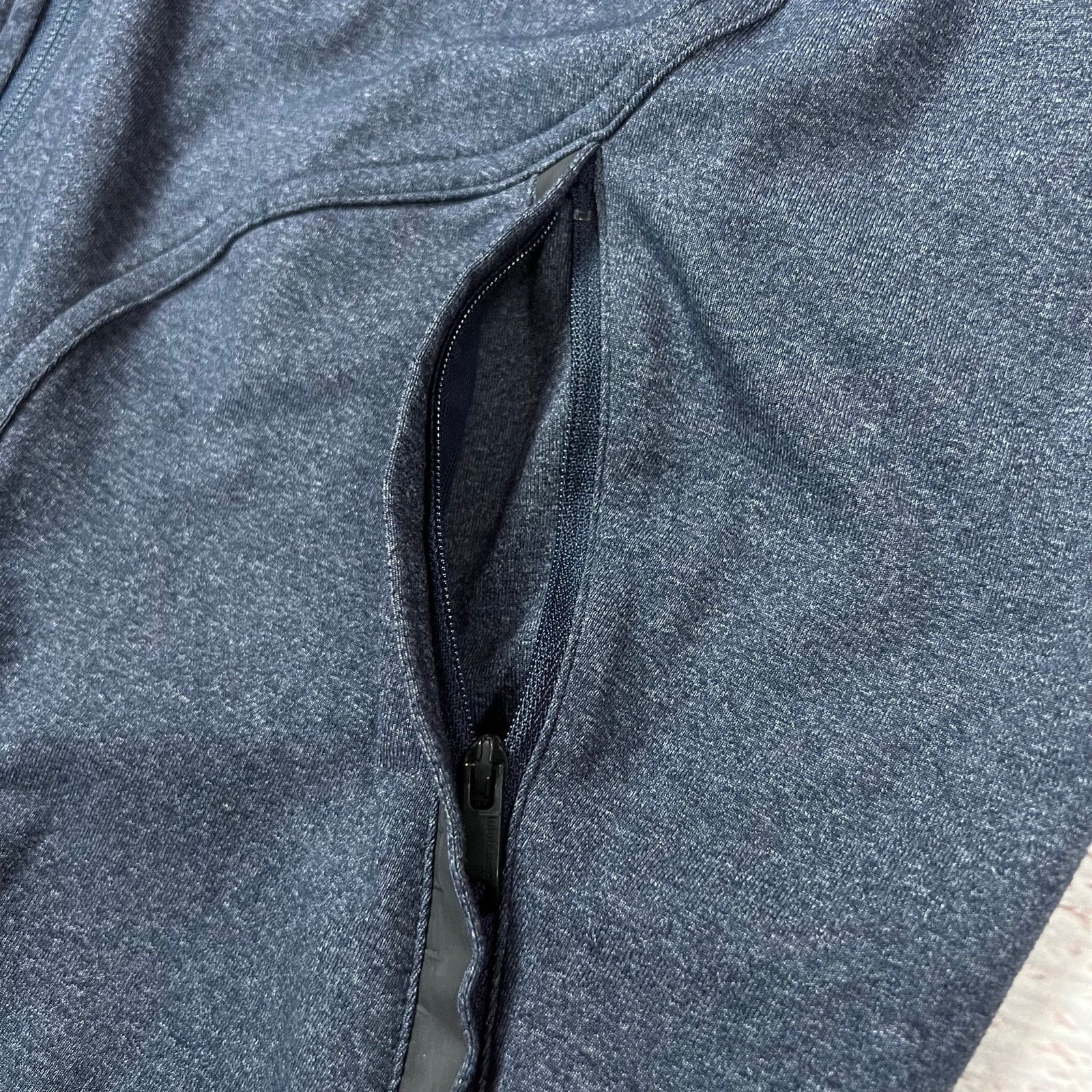 Lululemon Lululemon Trainer Jacket MENS L Blue Sweatshirt EUC Size US L / EU 52-54 / 3 - 6 Thumbnail