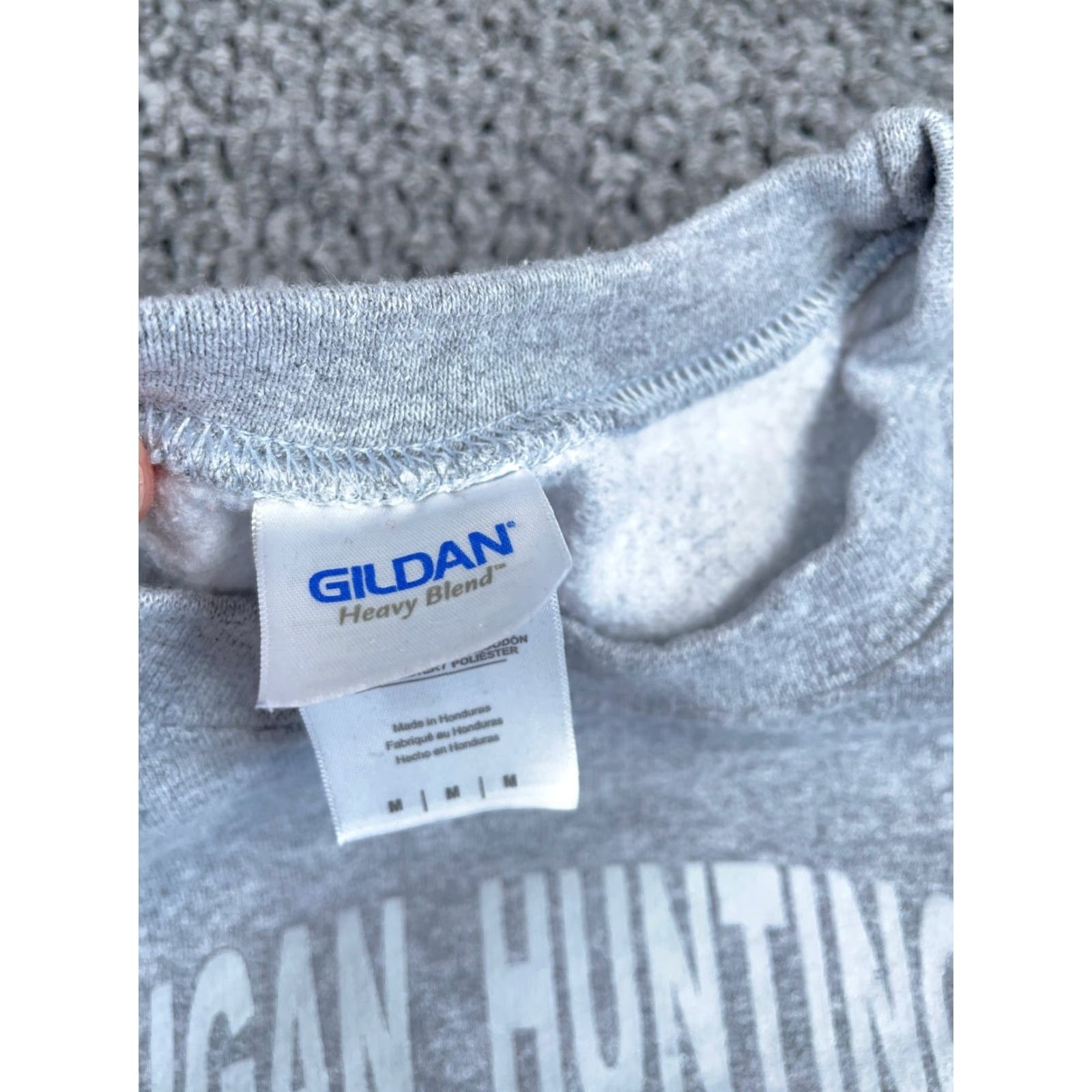 Gildan Vintage Michigan Hunting Dog Federation Sweatshirt Adult Medium Gray Crewneck Outdoor Size US M / EU 48-50 / 2 - 3 Thumbnail