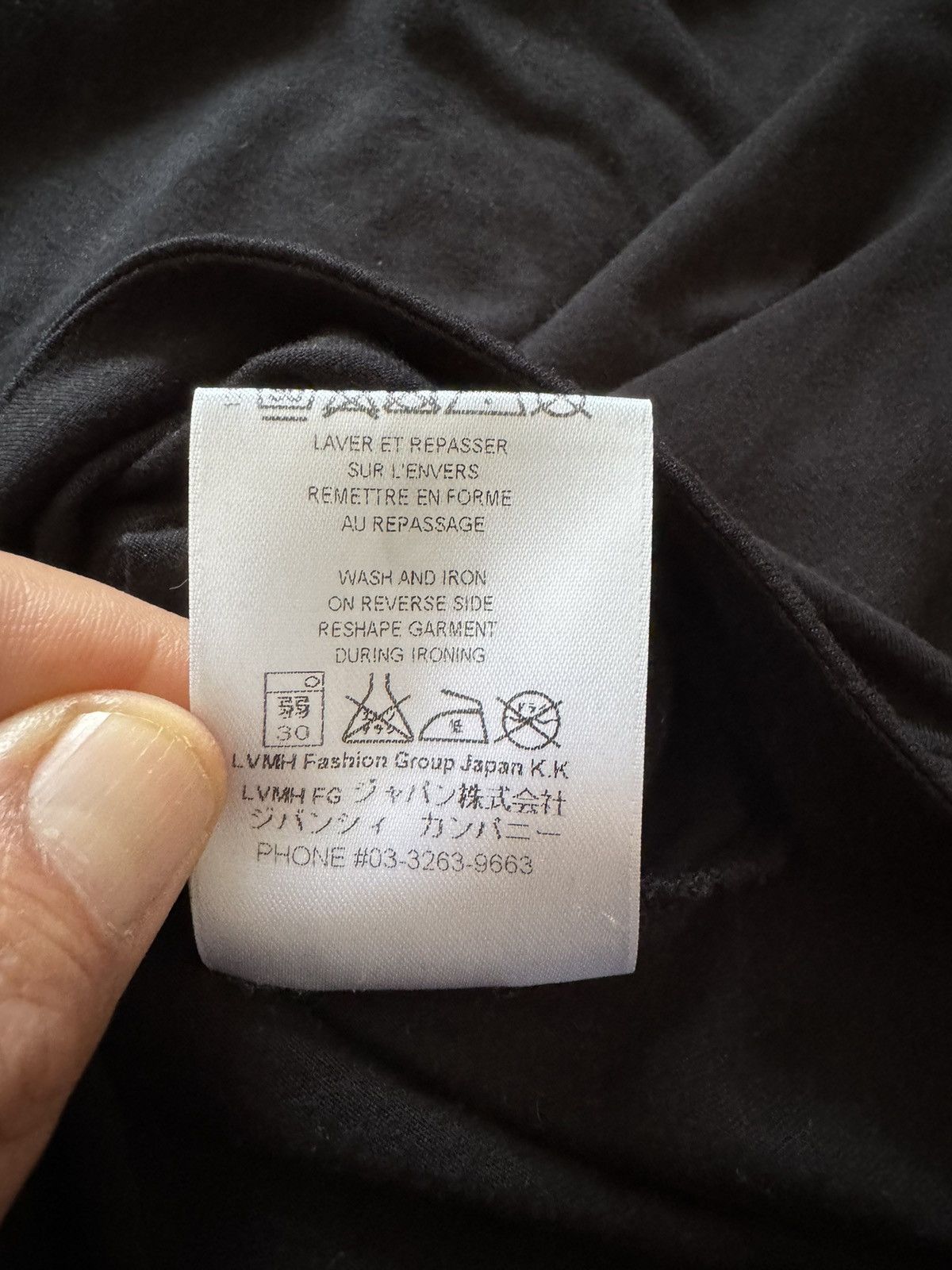 Givenchy GIVENCHY long sleeve tshirt sizes IN PHOTOS by tape measure Size US S / EU 44-46 / 1 - 13 Thumbnail