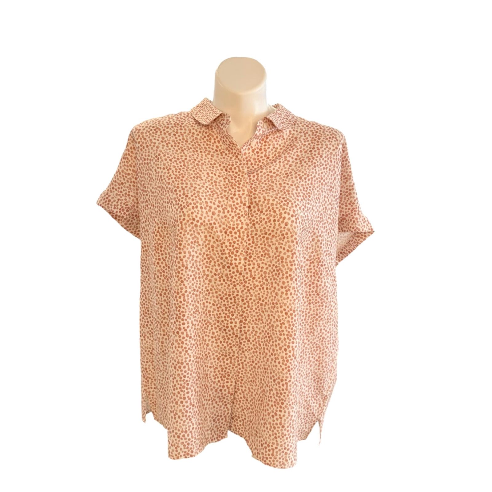 Vintage Lafayette 148 NY Silk Top Button Up NWT 3X Casual Party/Cocktail Travel Silk Top Coral Animal Print Short Sleeve Collared Button Hidden Beading Womens Size XXL / US 16-18 / IT 52-54 - 2 Thumbnail