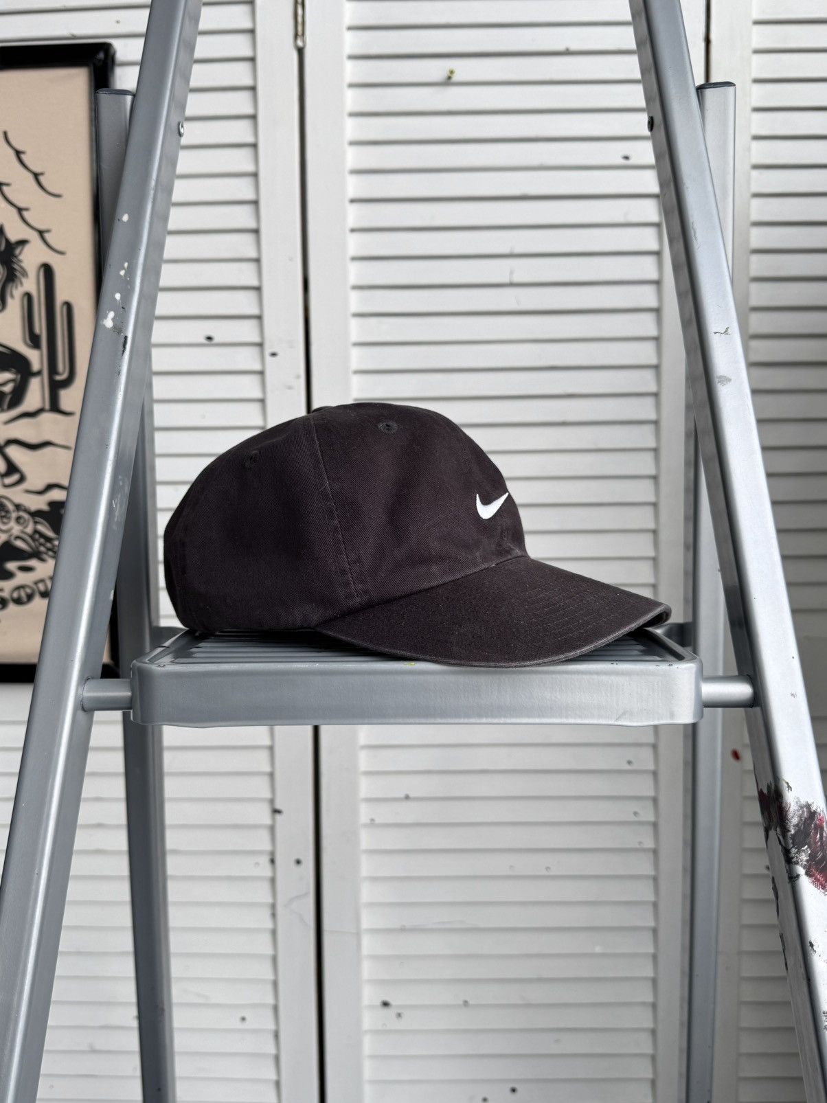 Nike Vintage Nike Faded Black Swoosh Cap Deep Fit Size ONE SIZE - 3 Thumbnail