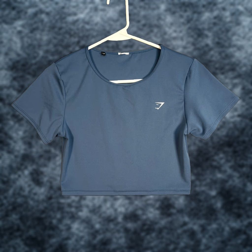 Gymshark Gymshark Womens XS Blue Cropped Short Sleeve Shirt Athletic Gym T-Shirt Sports Top Womens XS Blue Cropped Shirt Size XS / US 0-2 / IT 36-38 - 1 Thumbnail