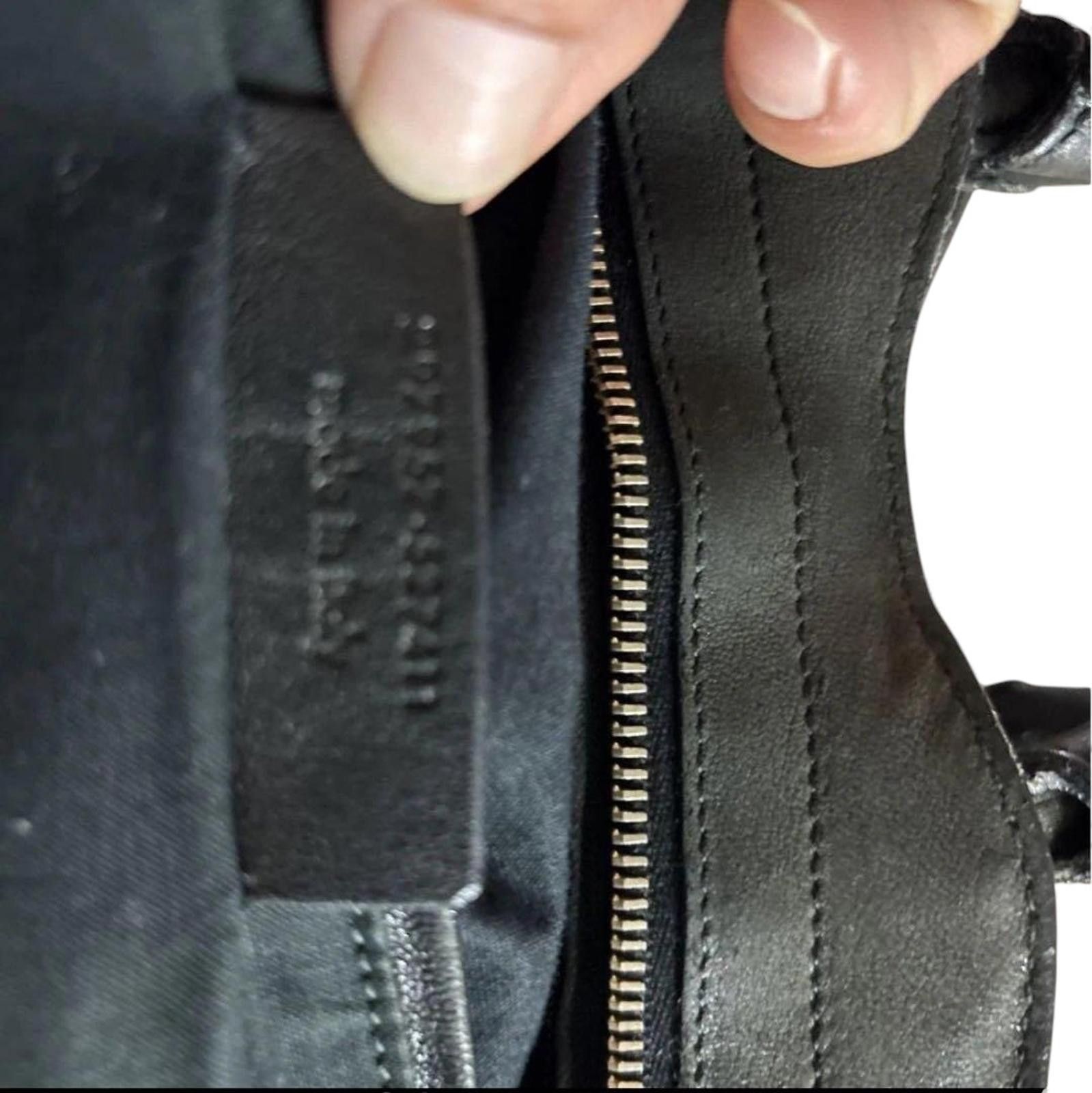 Yves Saint Laurent Saint Laurent - Black Leather Handbag Gold Y Logo Size ONE SIZE - 6 Thumbnail