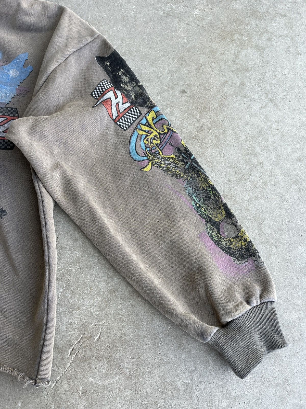 Other Howlers Club Faded Graphic Hoodie (unisex) Size US L / EU 52-54 / 3 - 14 Thumbnail
