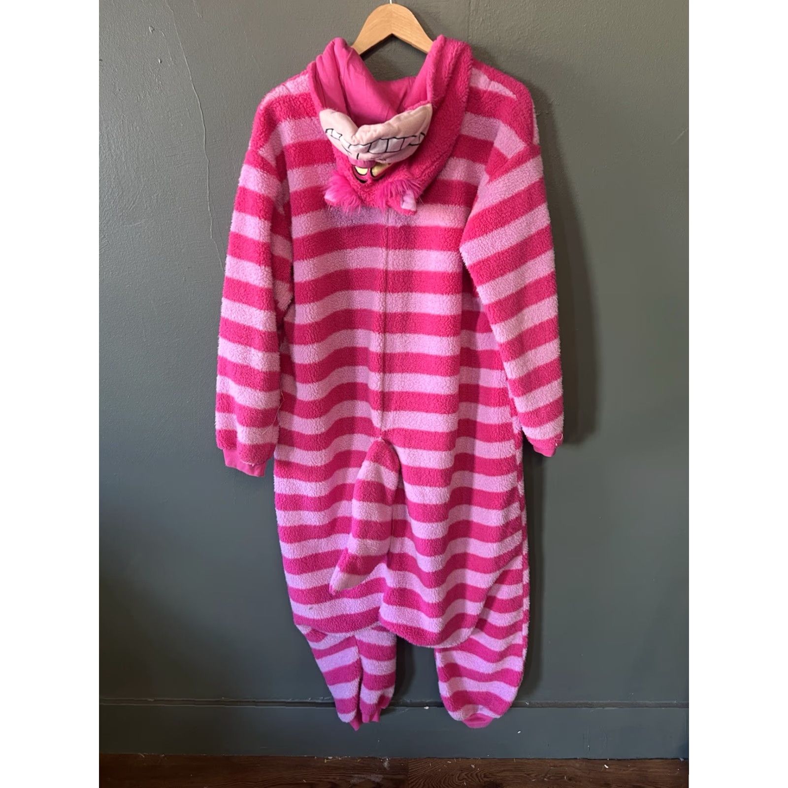 Disney Disney Cheshire Cat Cosplay Halloween Costume Pajamas One Piece OSFM Women Pink Novelty Distinct Pattern Cute Party Costume Size ONE SIZE - 2 Thumbnail