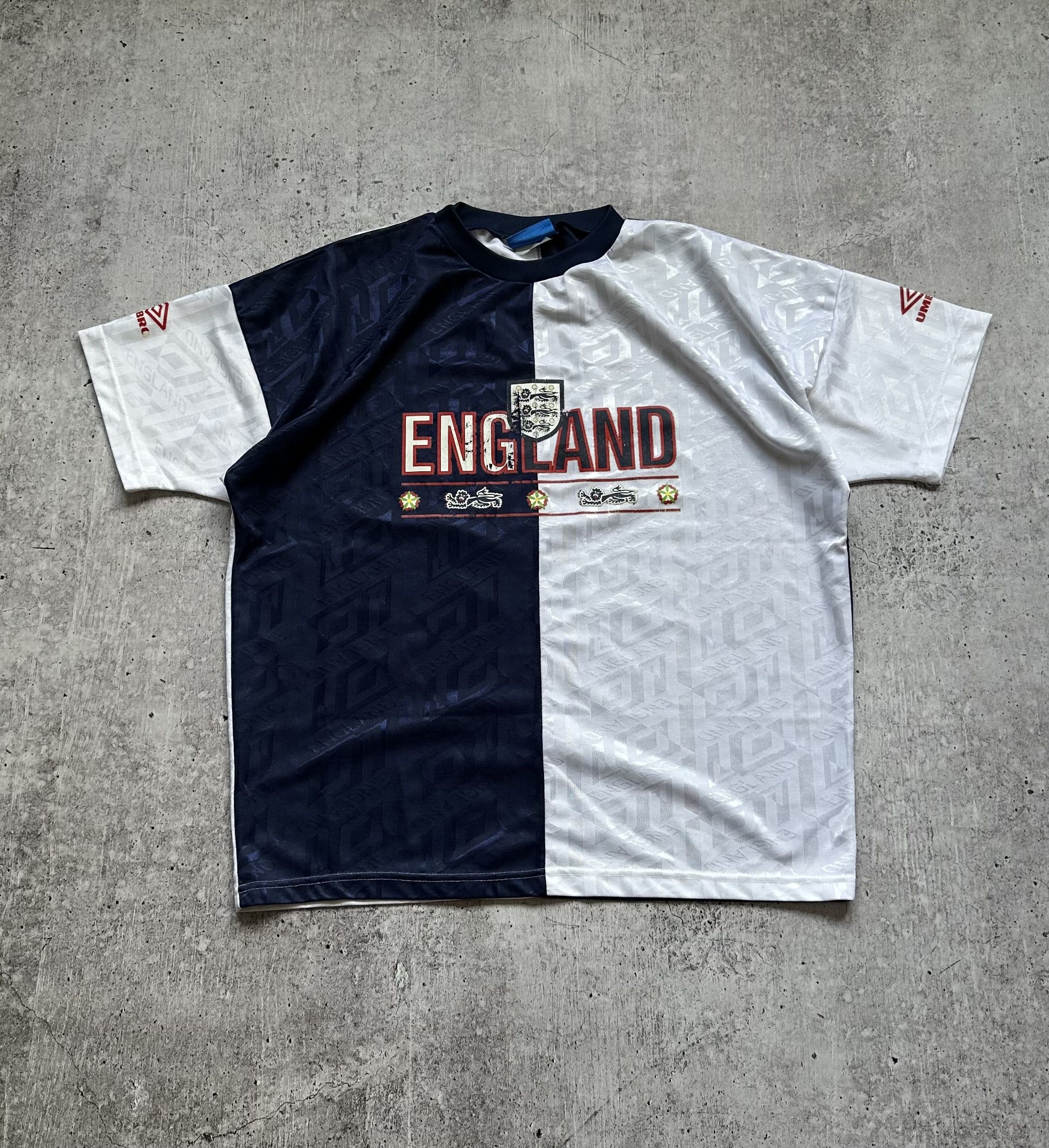 Umbro 90s Umbro England National Team Vintage Jersey Size US L / EU 52-54 / 3 - 1 Thumbnail