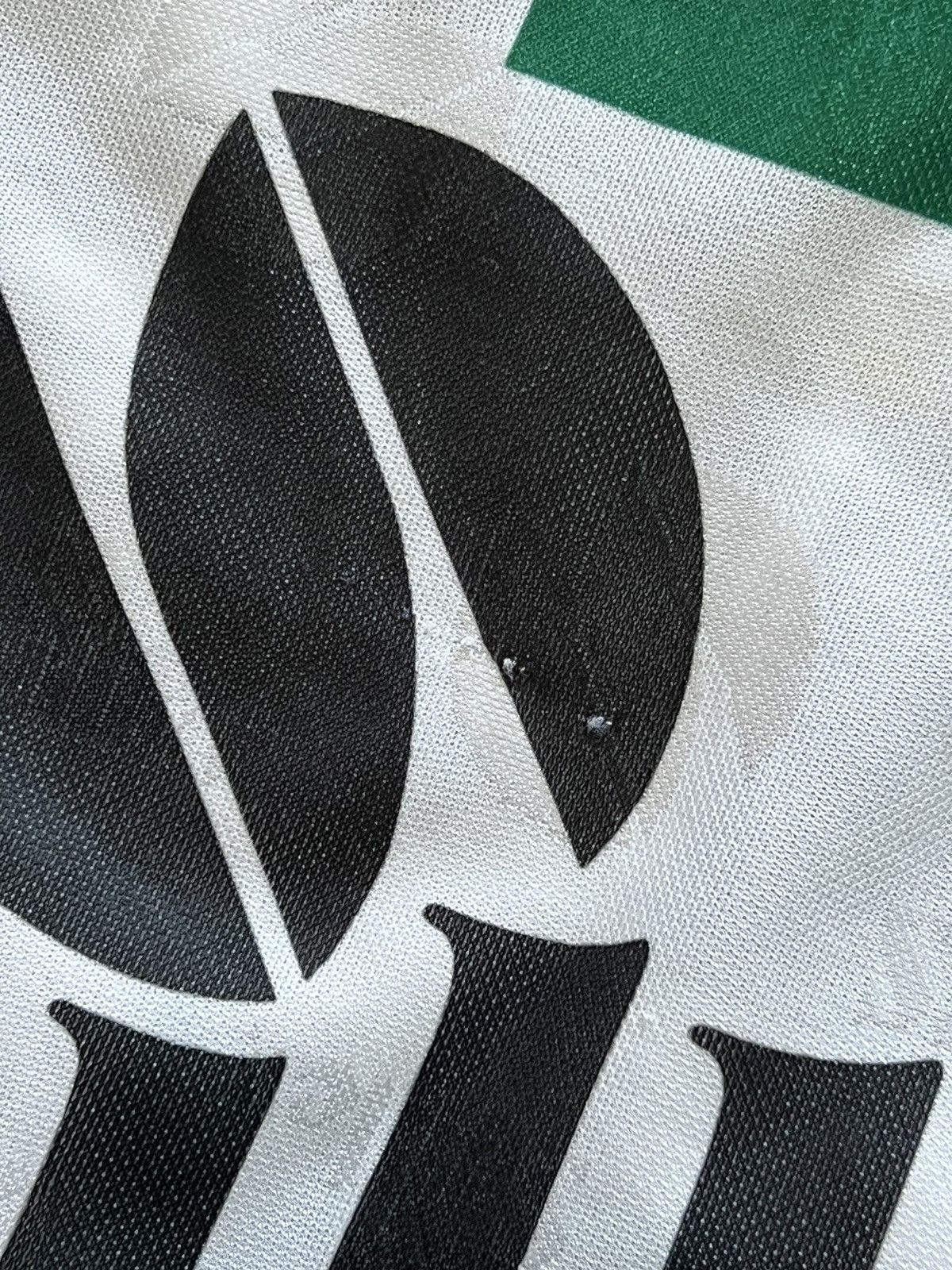 Vintage Vintage Vitoria Setubal Portugal football jersey 90s Size US L / EU 52-54 / 3 - 8 Thumbnail