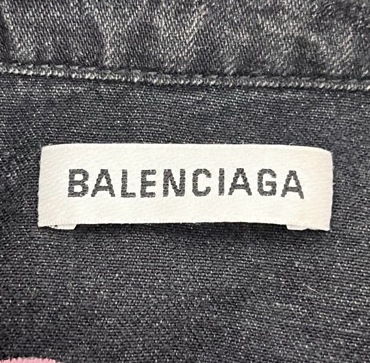 Balenciaga Balenciaga loose slimming denim shirt2412-Nextarrow Size US S / EU 44-46 / 1 - 5 Thumbnail