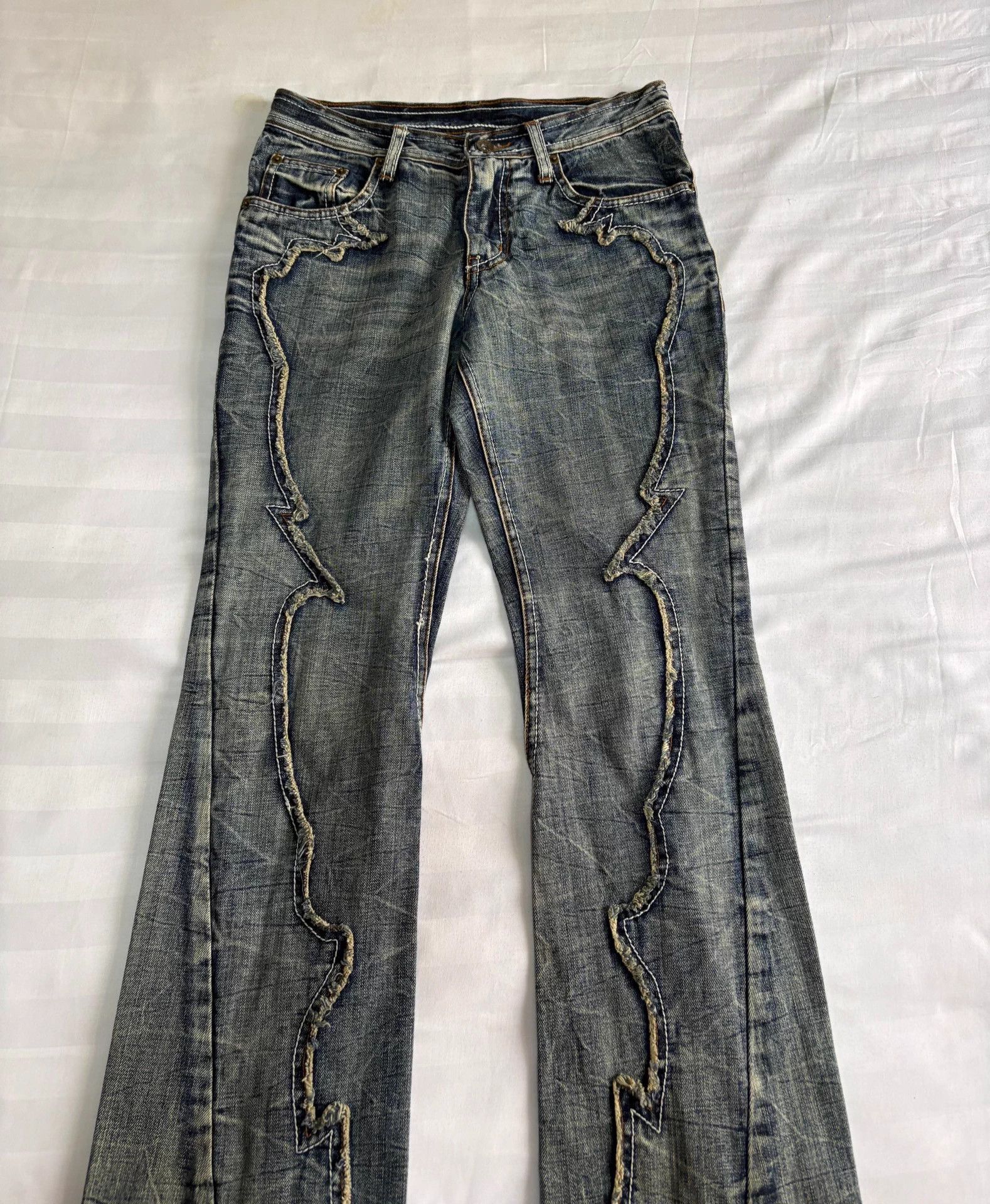 semanticdesign Semanticdesign Jpn Vintage Paneled Distressed Jeweled Denim Size US 29 - 3 Thumbnail