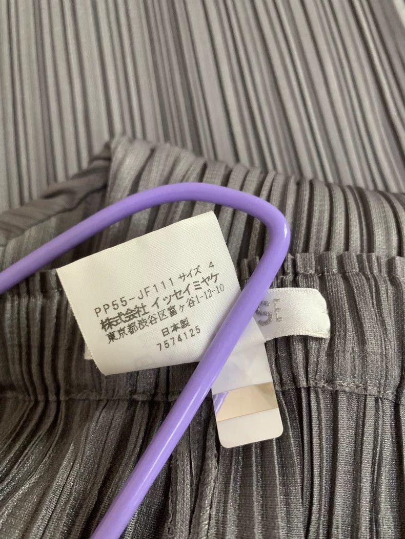 Issey Miyake Issey Miyake Dark grey pleated pants Size 26" / US 2 / IT 38 - 6 Thumbnail