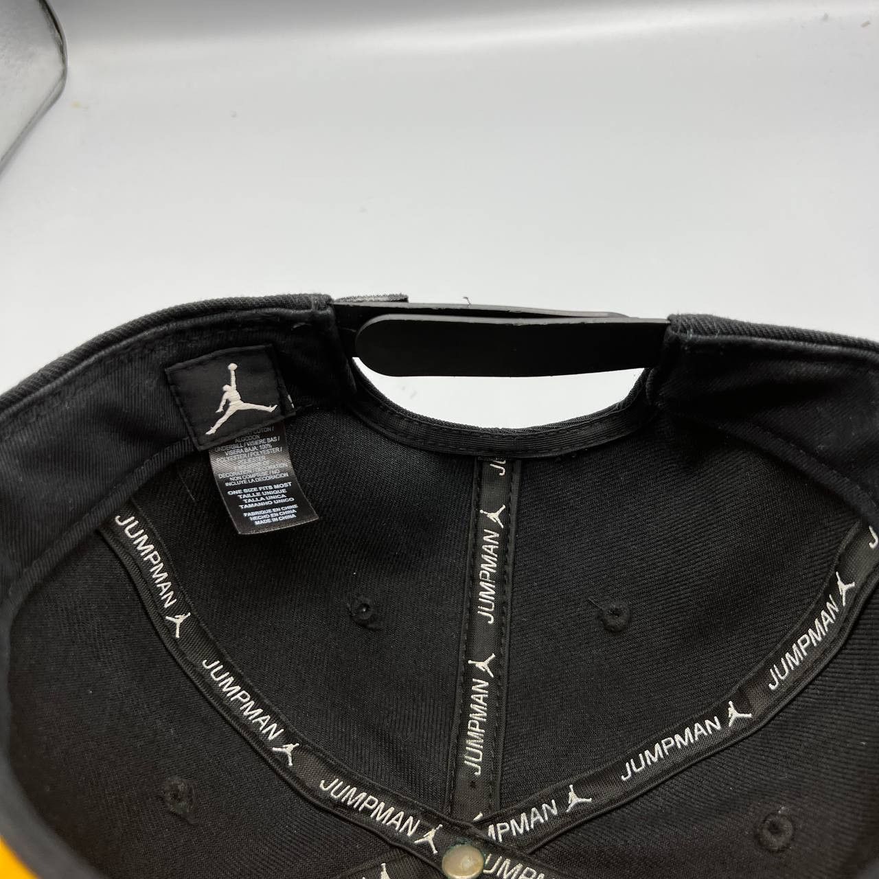 Jordan Brand Air Jordan Flight Hat Men Black Yellow Jumpman Snap Back Cap Size ONE SIZE - 6 Thumbnail