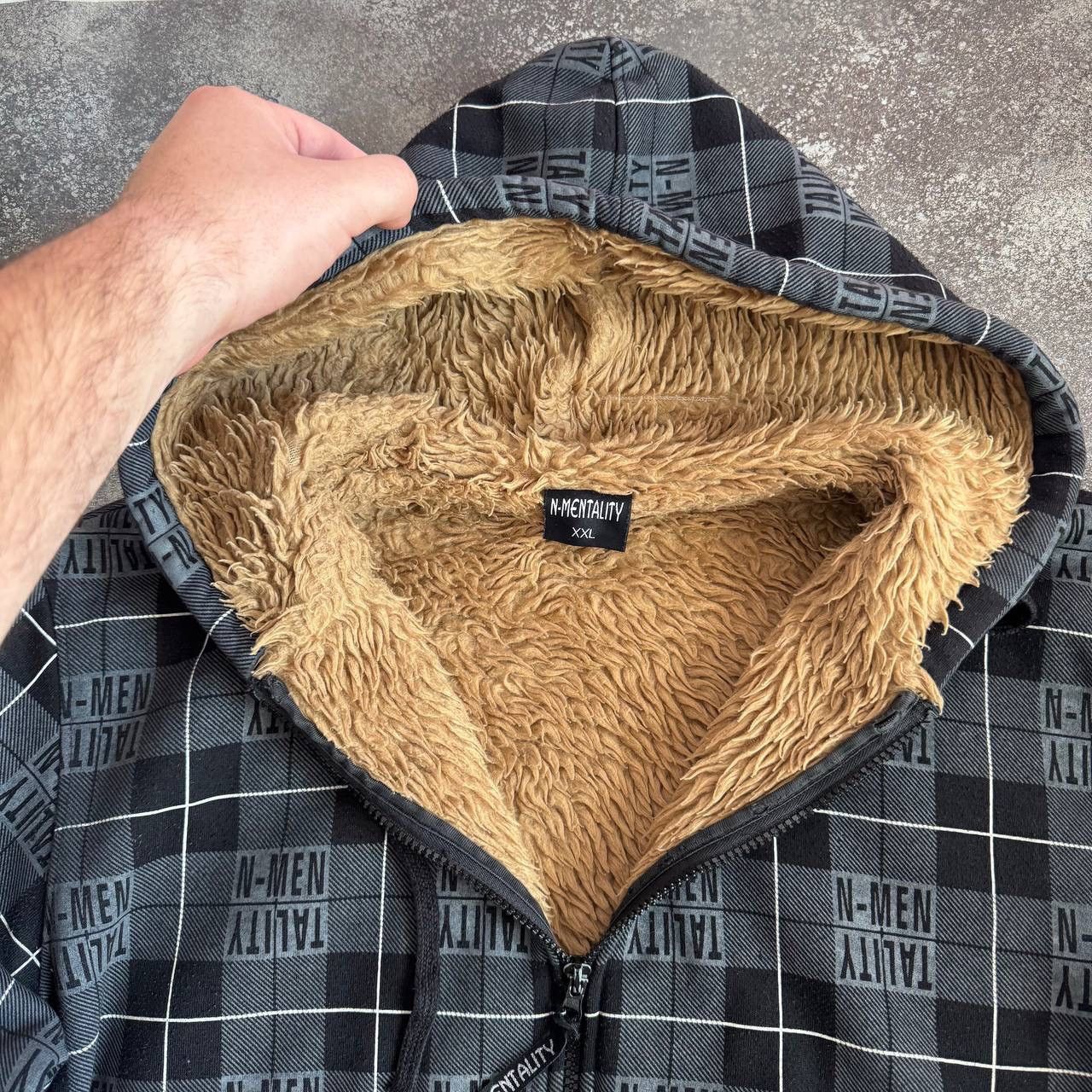 Vintage Vintage Avant-Garde Y2K Faux Fur Hoodie Size US XL / EU 56 / 4 - 9 Thumbnail