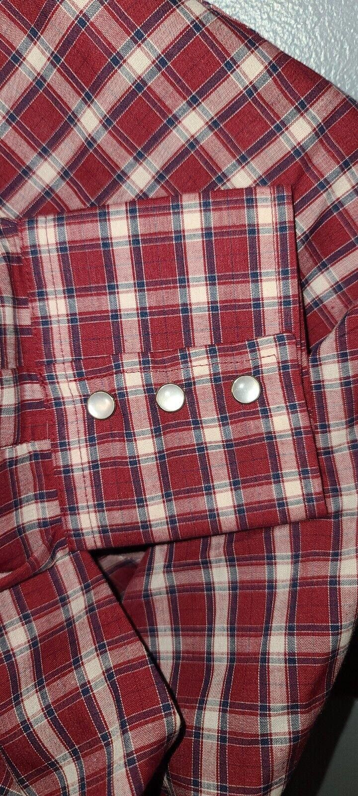 Designer Plains Western Wear Pearl Snap Large Burgundy Men's Size US L / EU 52-54 / 3 - 6 Thumbnail