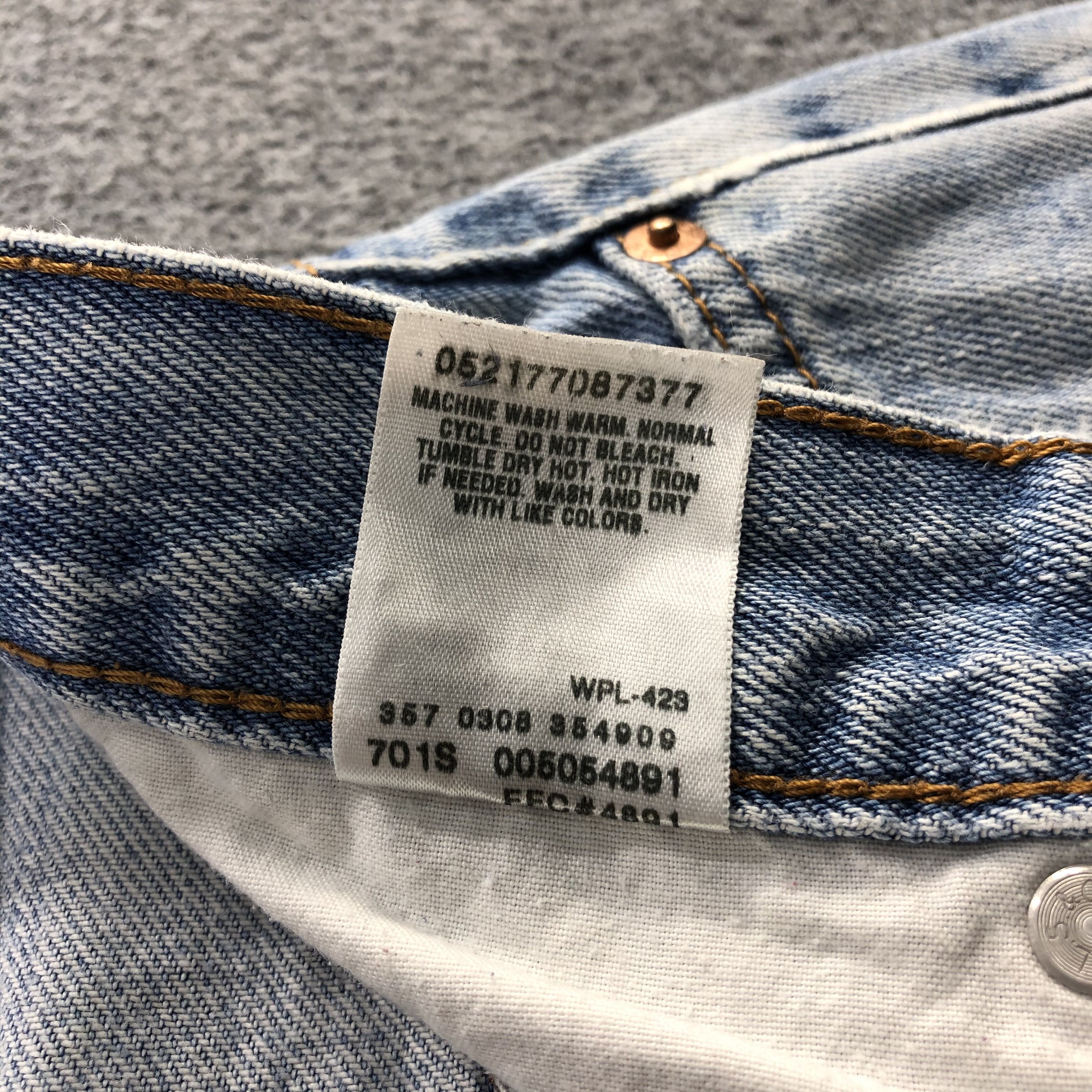 Levi's Vintage Light Wash Levis 505 Distress Jeans-J1245 Size US 32 / EU 48 - 11 Thumbnail