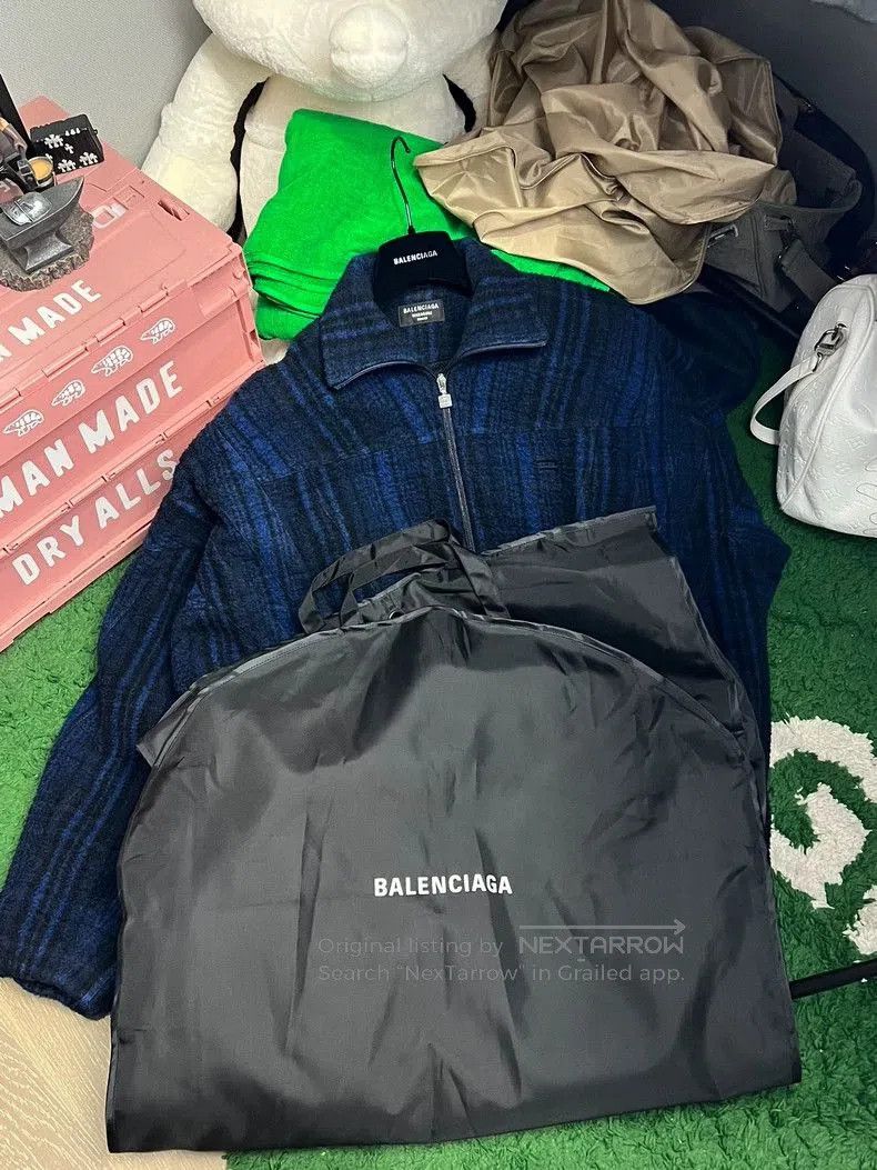Balenciaga Balenciaga Sporty B Embroidered Wool Jacket. Size US XS / EU 42 / 0 - 5 Thumbnail