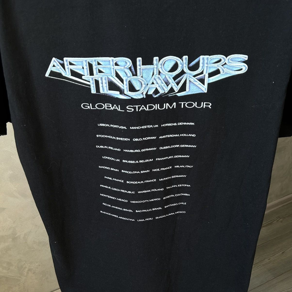 XO XO The Weekend “After Hours Till Dawn” Tour T Shirt Size US L / EU 52-54 / 3 - 9 Thumbnail