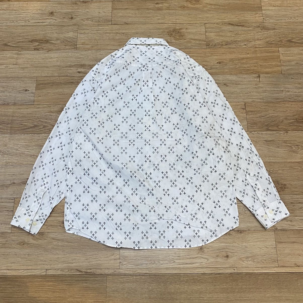 Tornado Mart 2000s Scommessa - White Gothic Style Cross Shirt Button Up Size US XL / EU 56 / 4 - 2 Thumbnail