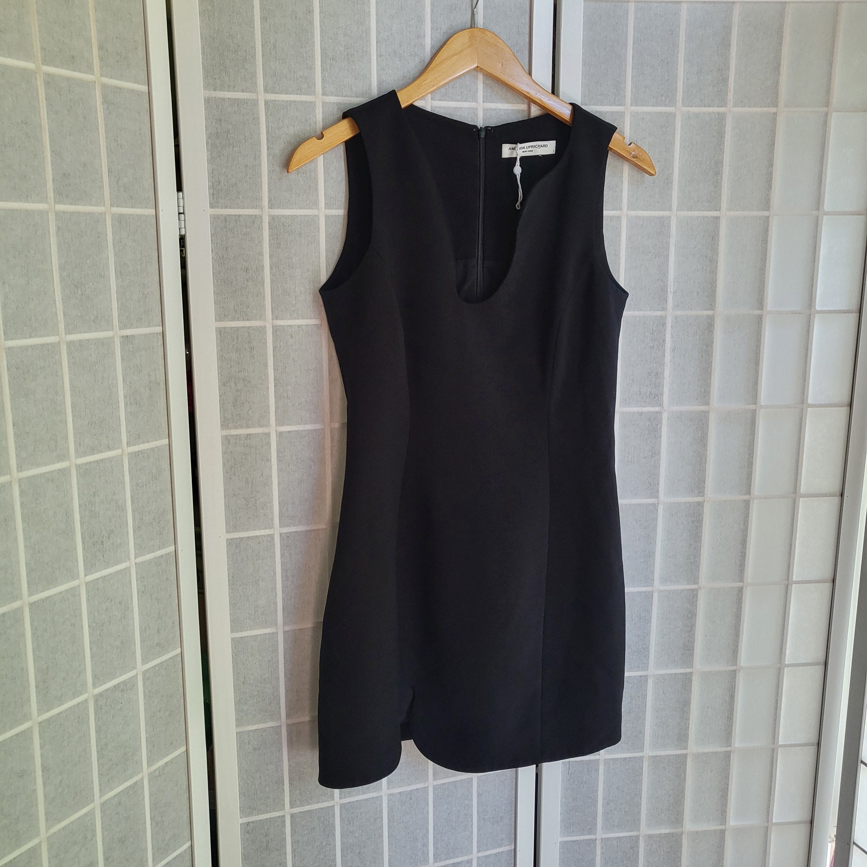 Amanda Uprichard Amanda Uprichard Black Mini Dress Sz S Size S / US 4 / IT 40 - 1 Thumbnail
