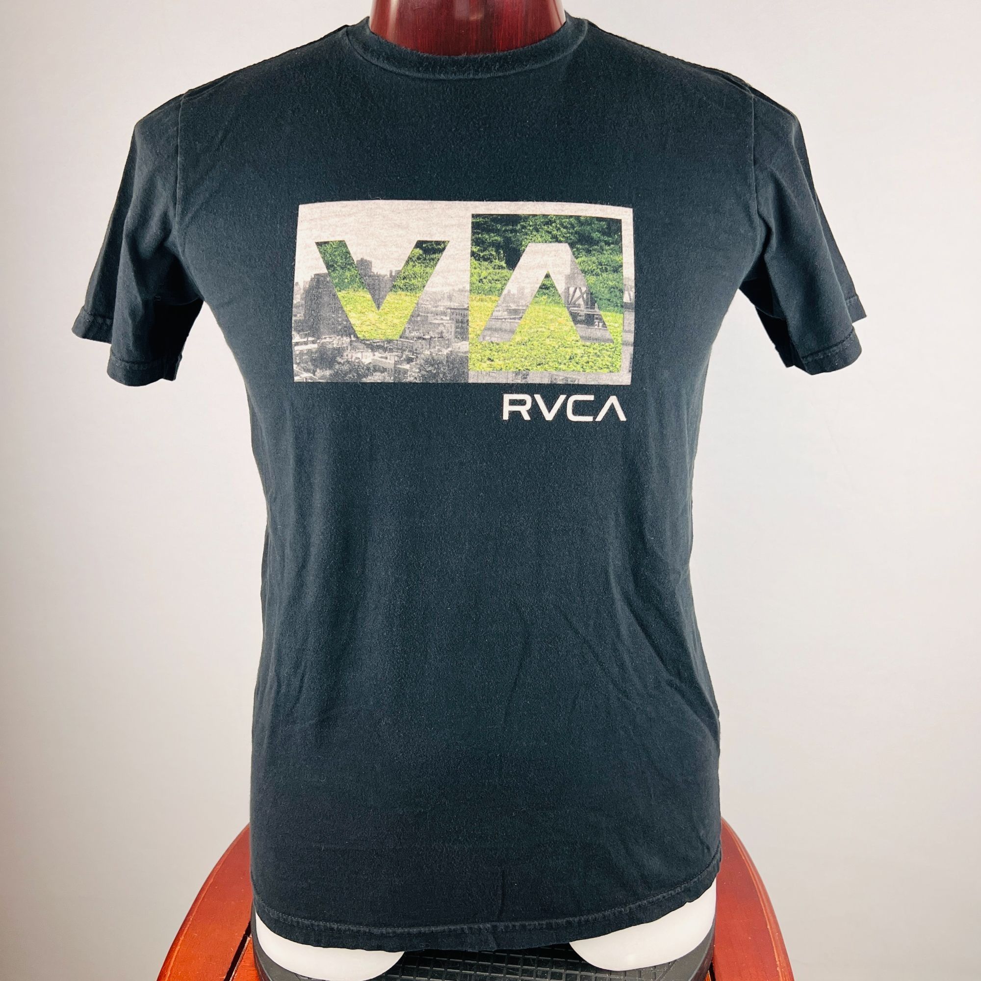 RVCA RVCA Medium T-Shirt Shirt Size US M / EU 48-50 / 2 - 1 Thumbnail