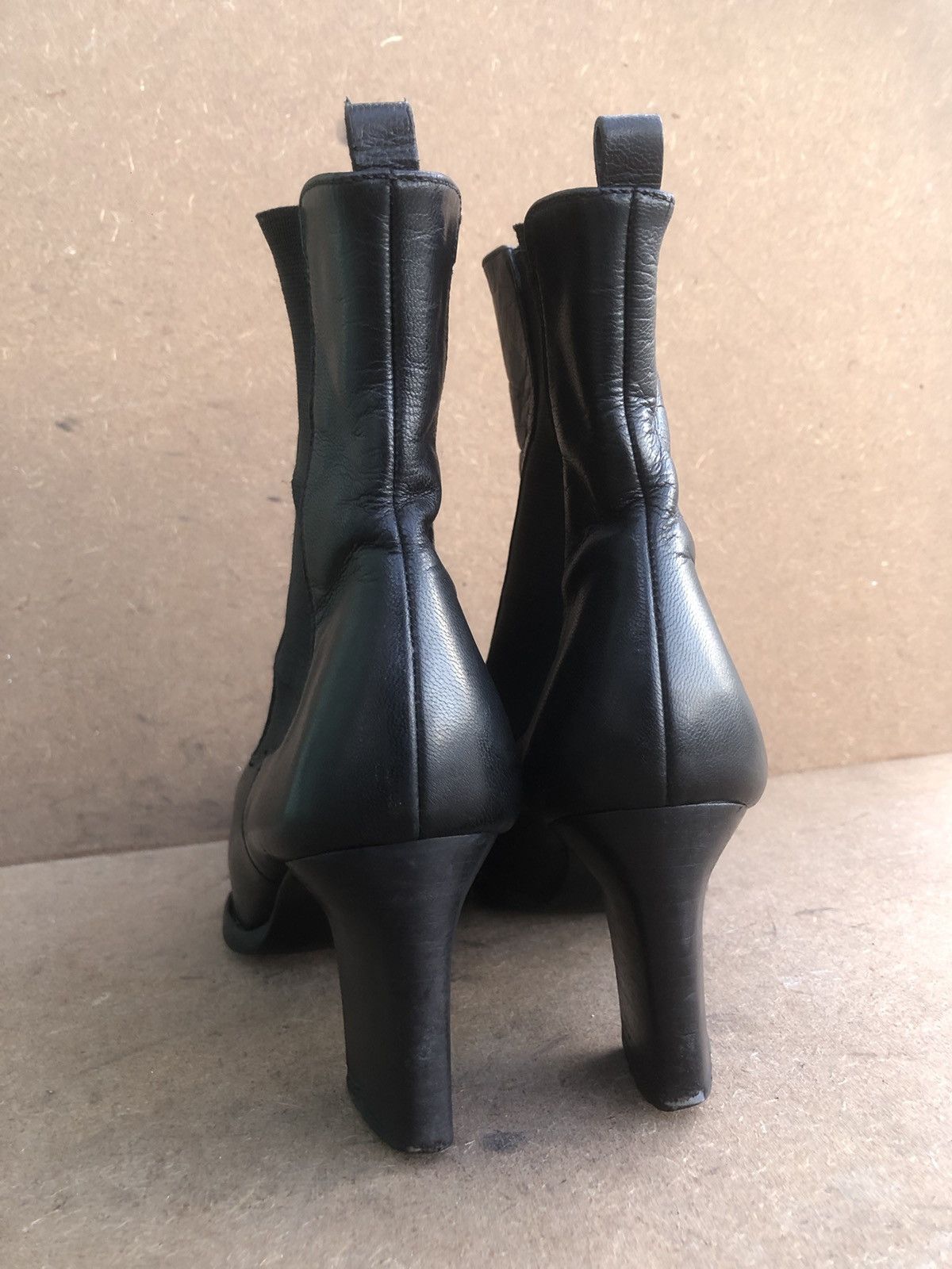 Miu Miu MIU MIU Black Calfskin Leather Women’s Boots Size 37.7 Size US 7.5 / IT 37.5 - 9 Thumbnail