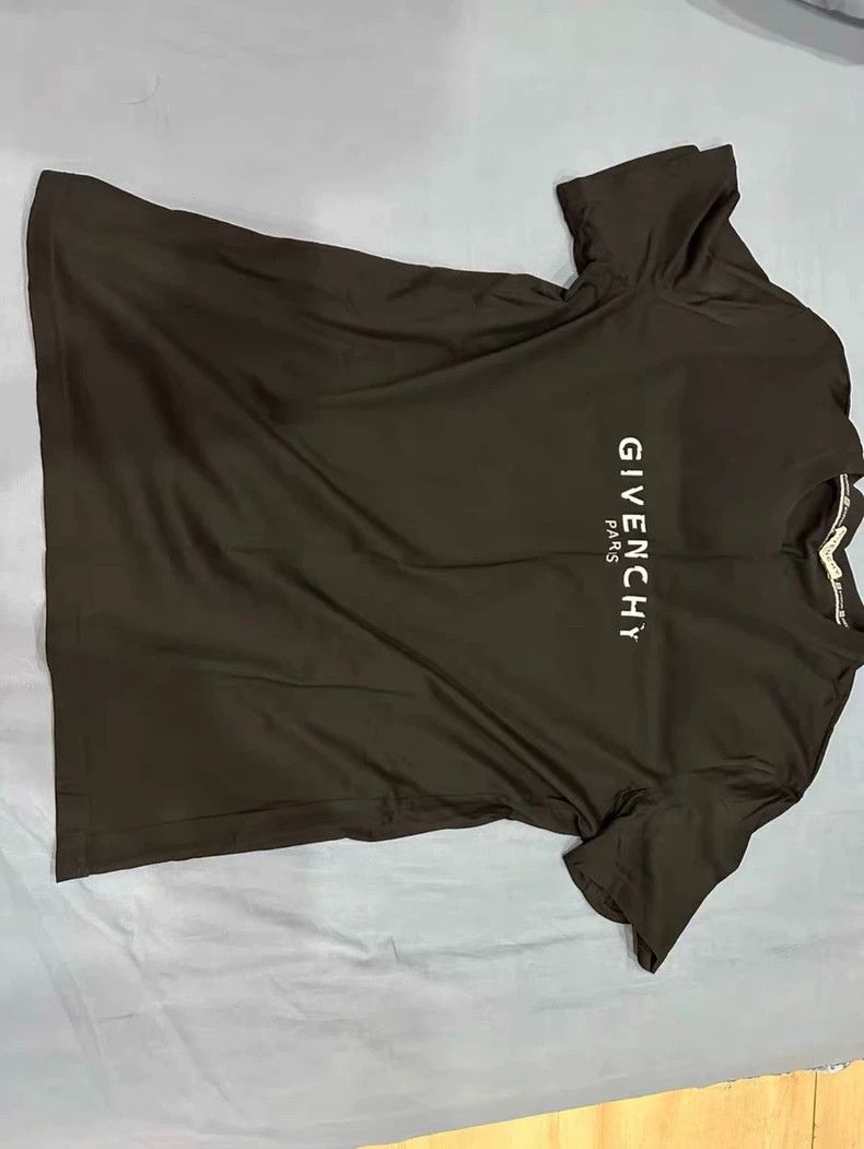 Givenchy Givenchy Short-sleeved Shirt Size US XL / EU 56 / 4 - 1 Thumbnail