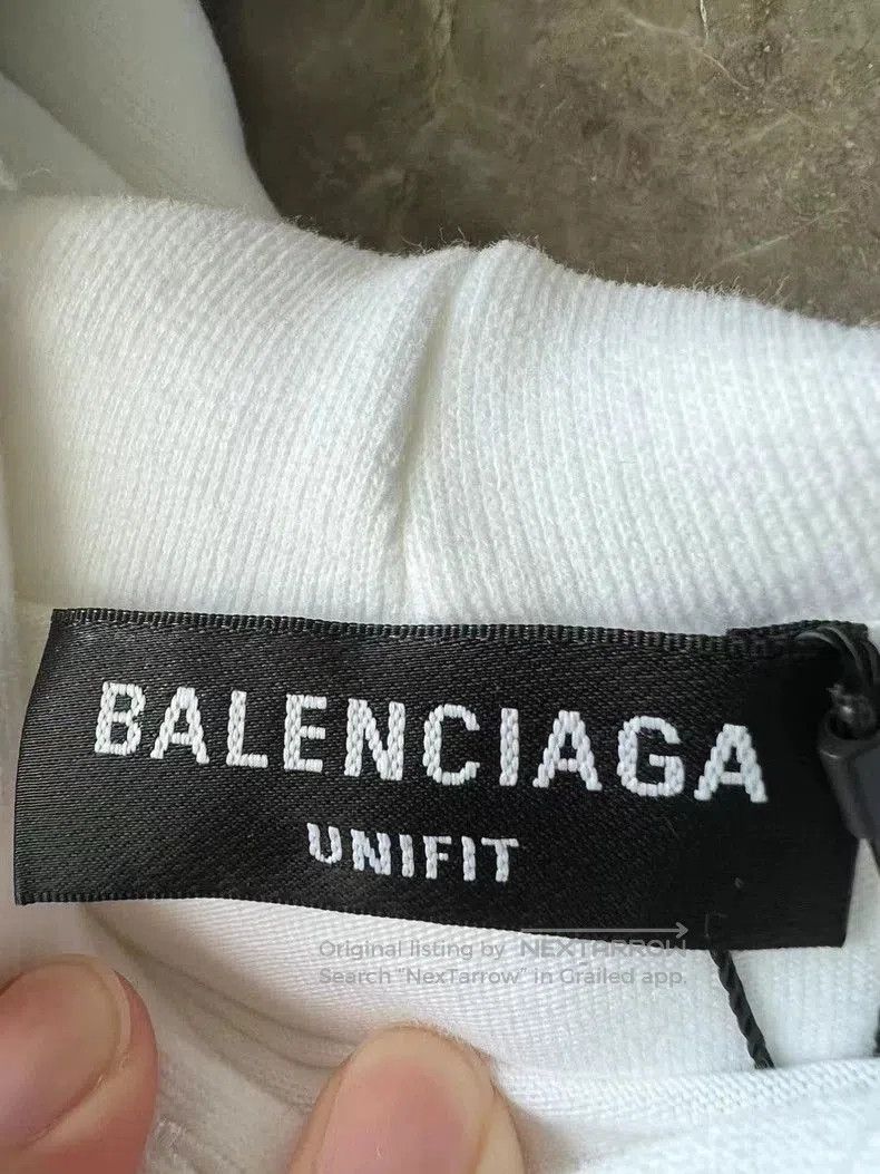Balenciaga Balenciaga Logo Distressed White Sweatshirt. Size US S / EU 44-46 / 1 - 3 Thumbnail