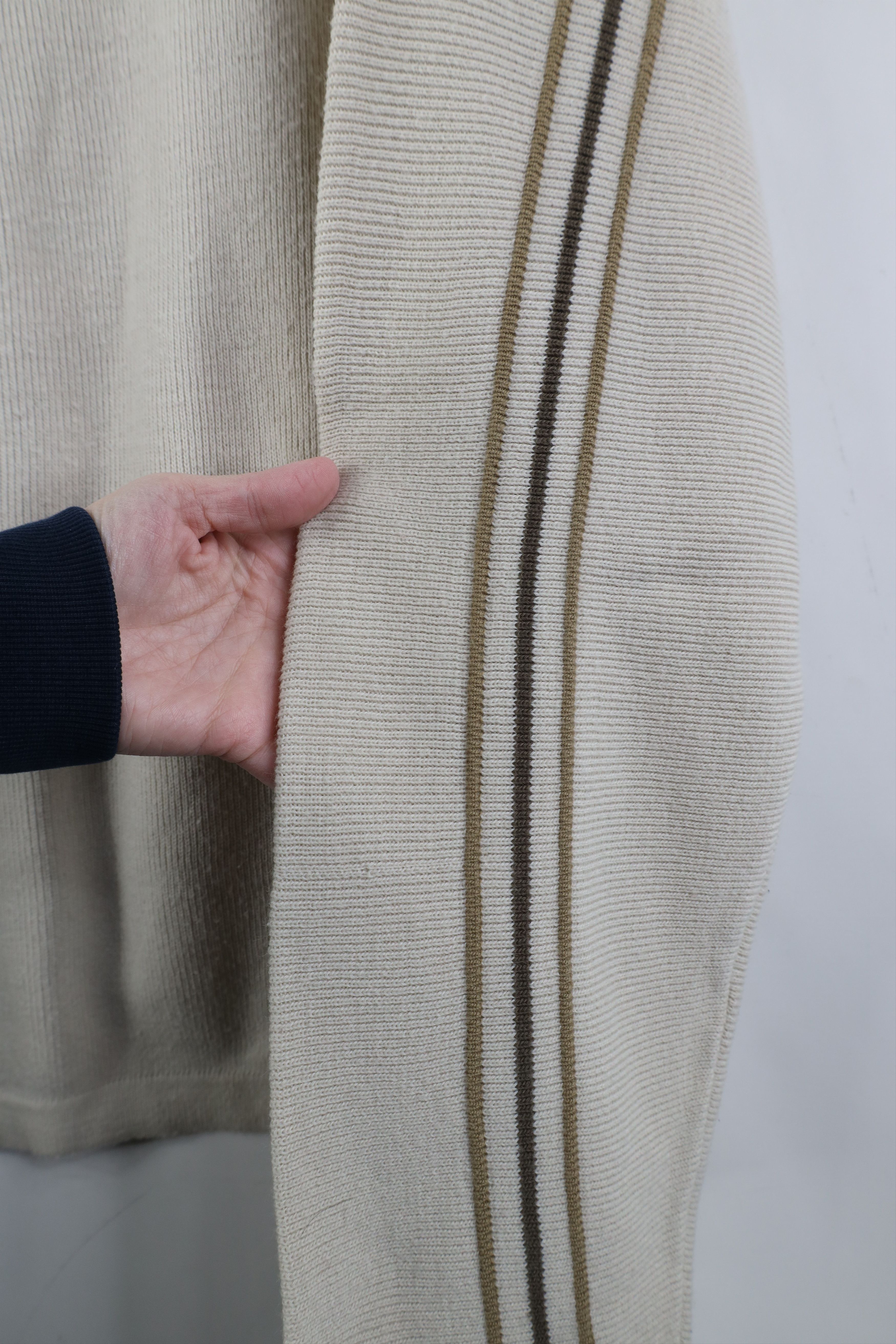 Vintage Vintage 90s Y2K Streetwear Knit Lightweight Sweater Beige Size US L / EU 52-54 / 3 - 8 Thumbnail