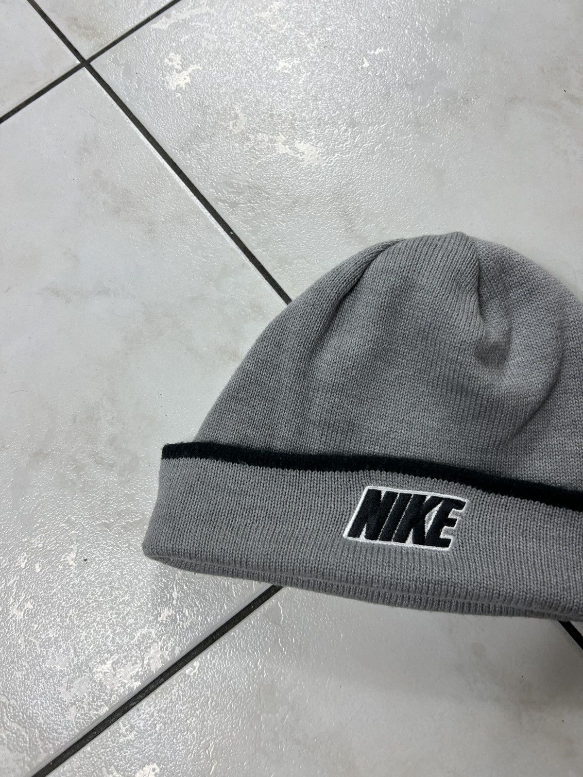 Nike Vintage Nike reversible y2k knit classic swoosh beanie hat Size ONE SIZE - 13 Thumbnail