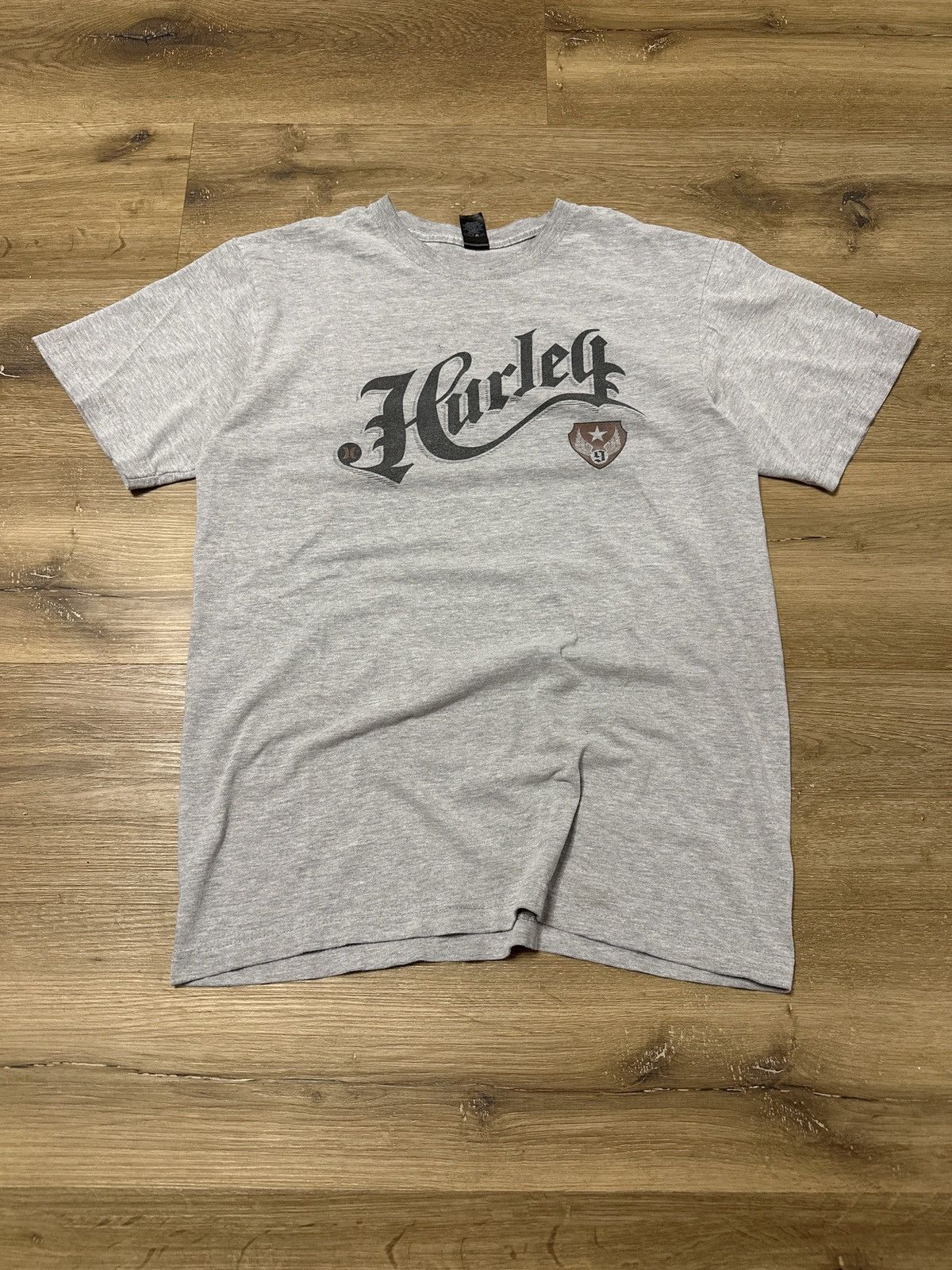 Billabong × Hurley × Quiksilver Y2k 2000s surfer skater Hurley tribal tshirt medium Size US M / EU 48-50 / 2 - 1 Thumbnail