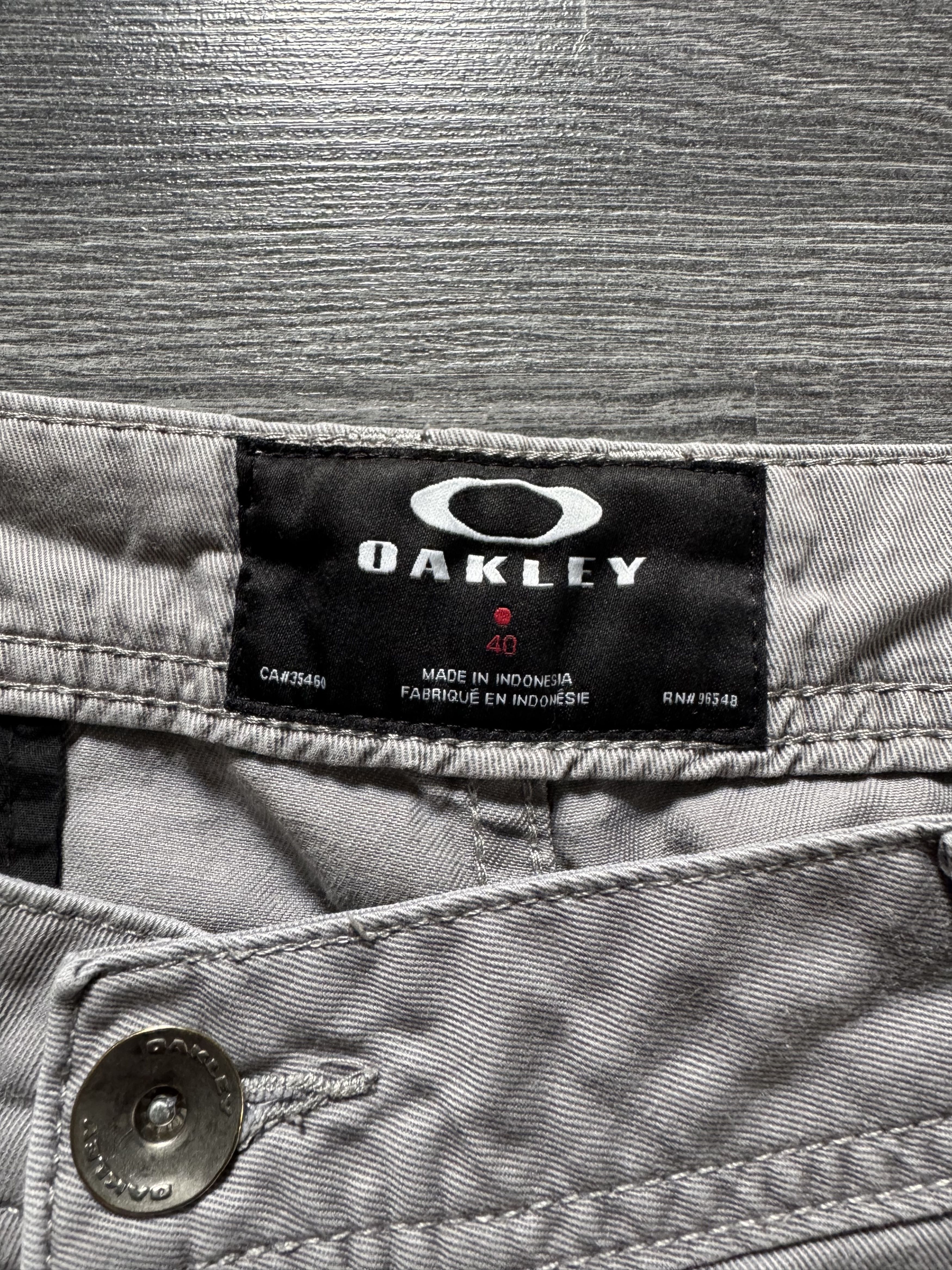 Oakley Y2K Vintage Oakley Cargo Shorts Size US 40 / EU 56 - 7 Thumbnail