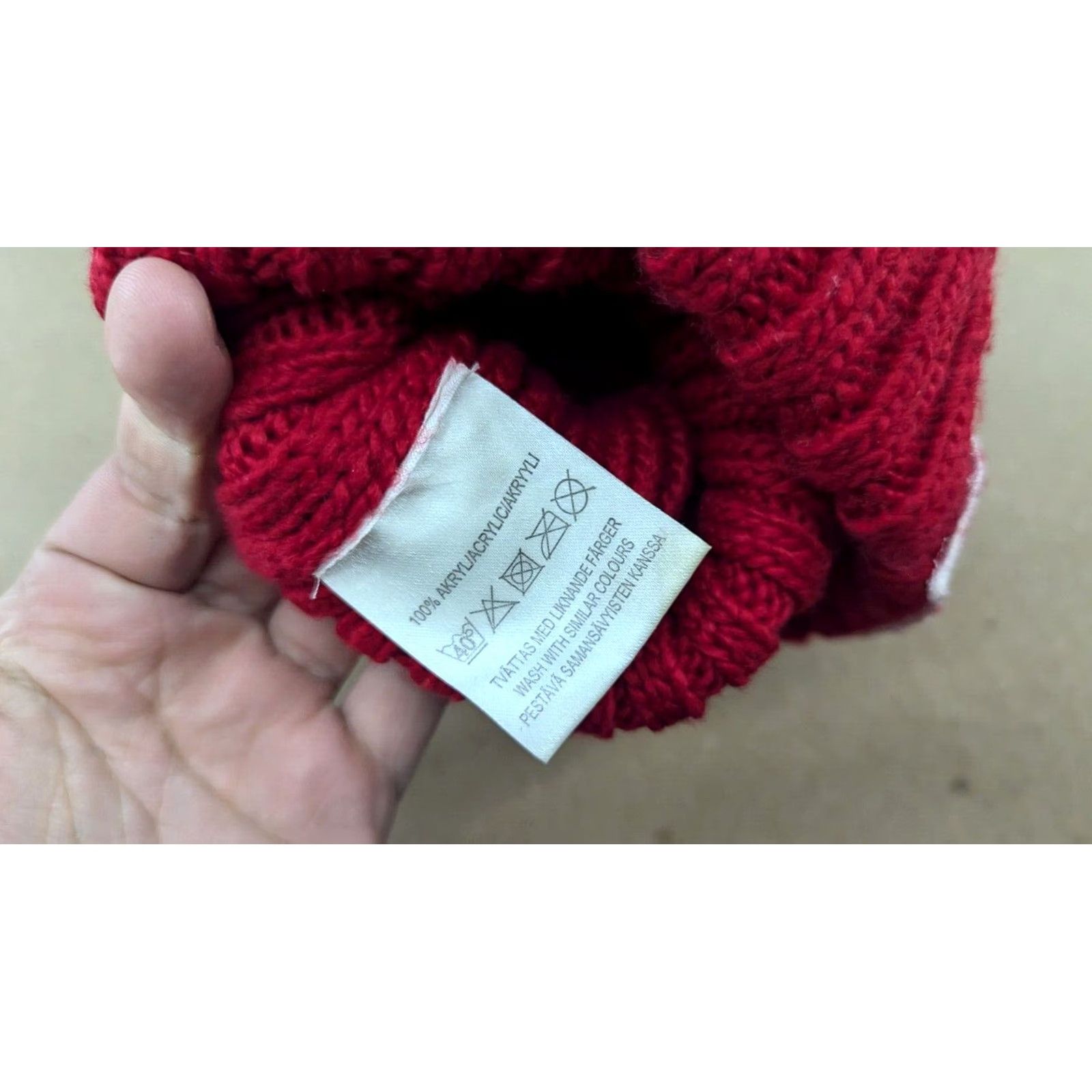 Vintage VINTAGE Norway Flag Red Beanie Hat One Size Stretch Ribbon Pom Pom Cuffed Size ONE SIZE - 4 Thumbnail