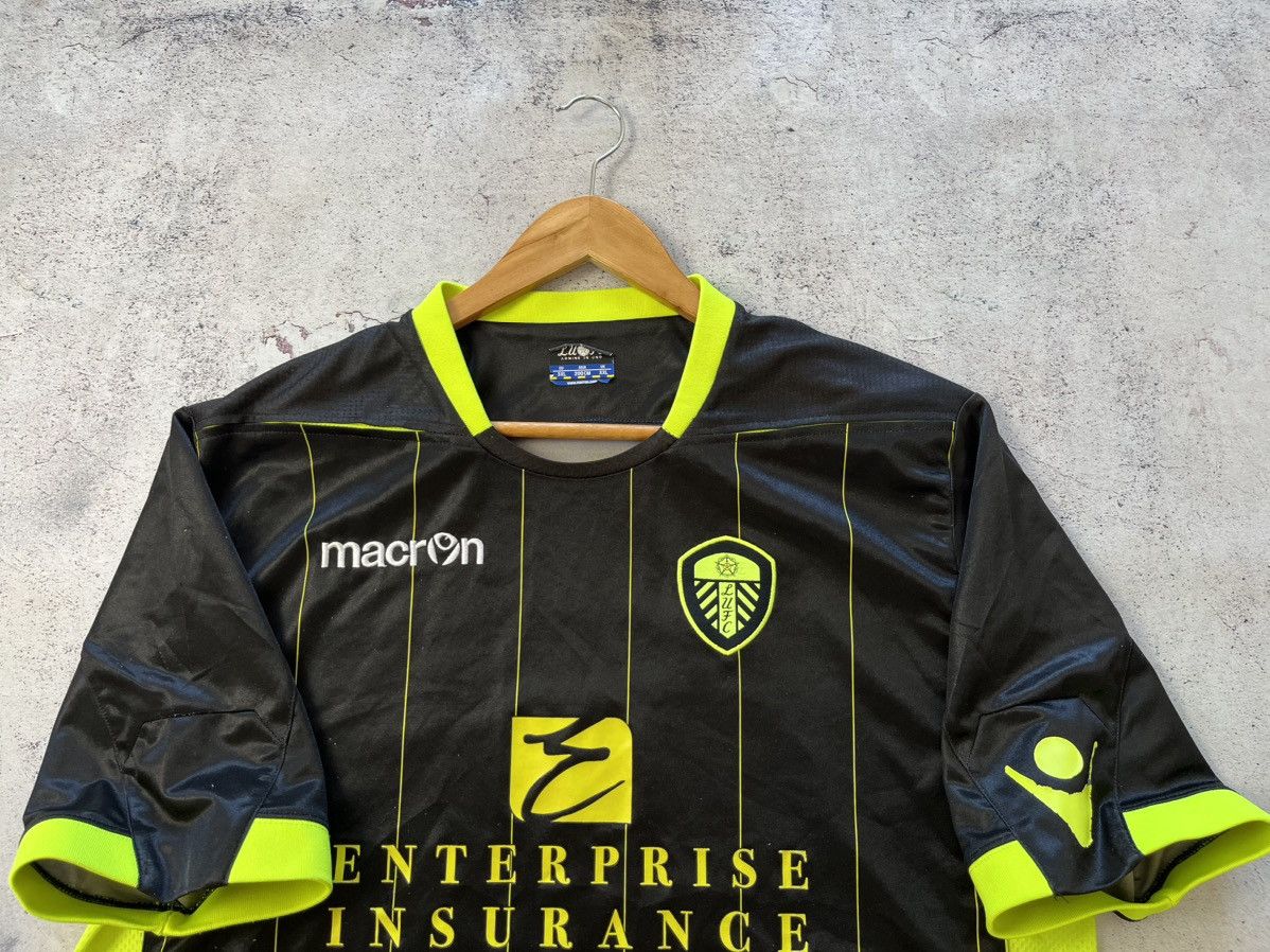 Macron MACRON LEEDS UNITED 2011/2012 AWAY SOCCER JERSEY FOOTBALL Size US XXL / EU 58 / 5 - 5 Thumbnail