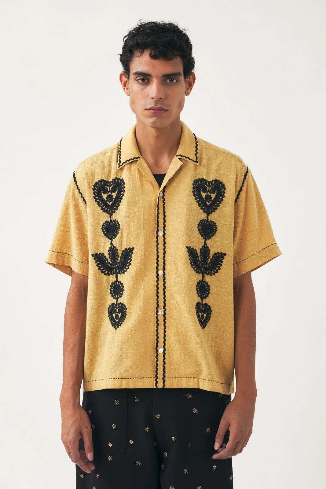 Other Antik Batik cuban embroidered shirt Size US S / EU 44-46 / 1 - 2 Thumbnail