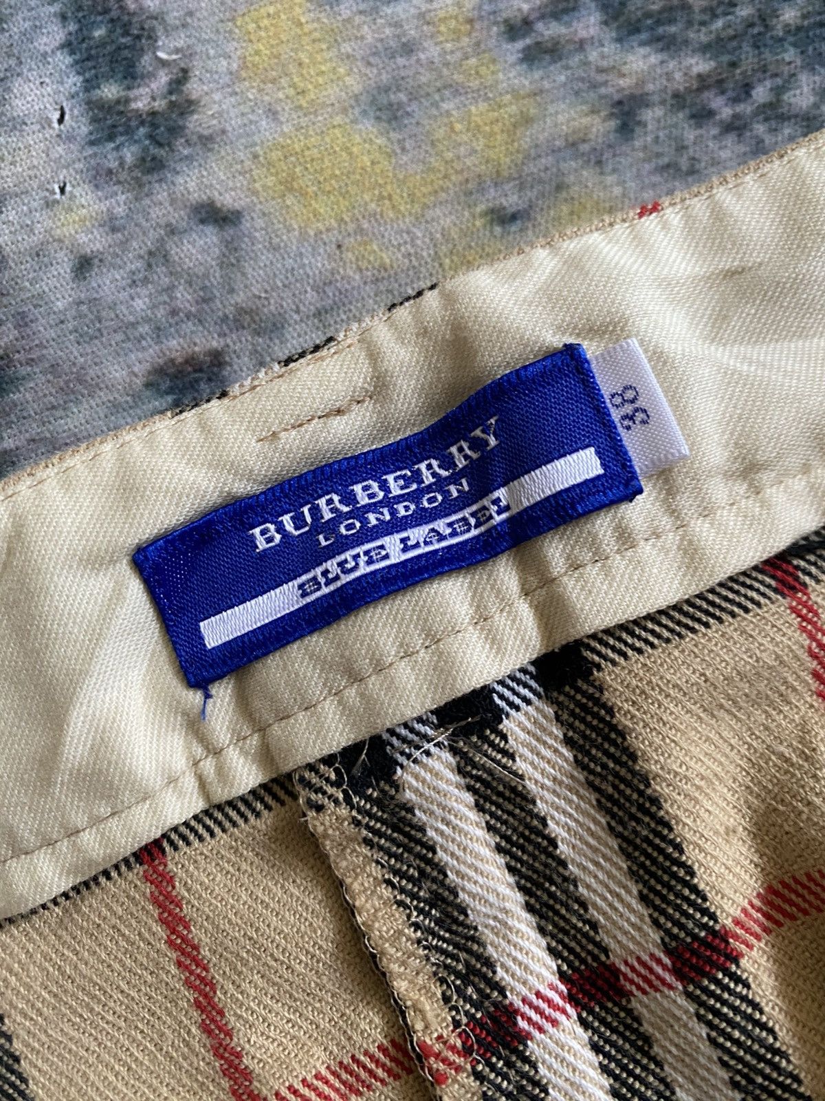 Burberry Vintage Burberry Nova Check Midi Skirt Size 26" / US 2 / IT 38 - 6 Thumbnail