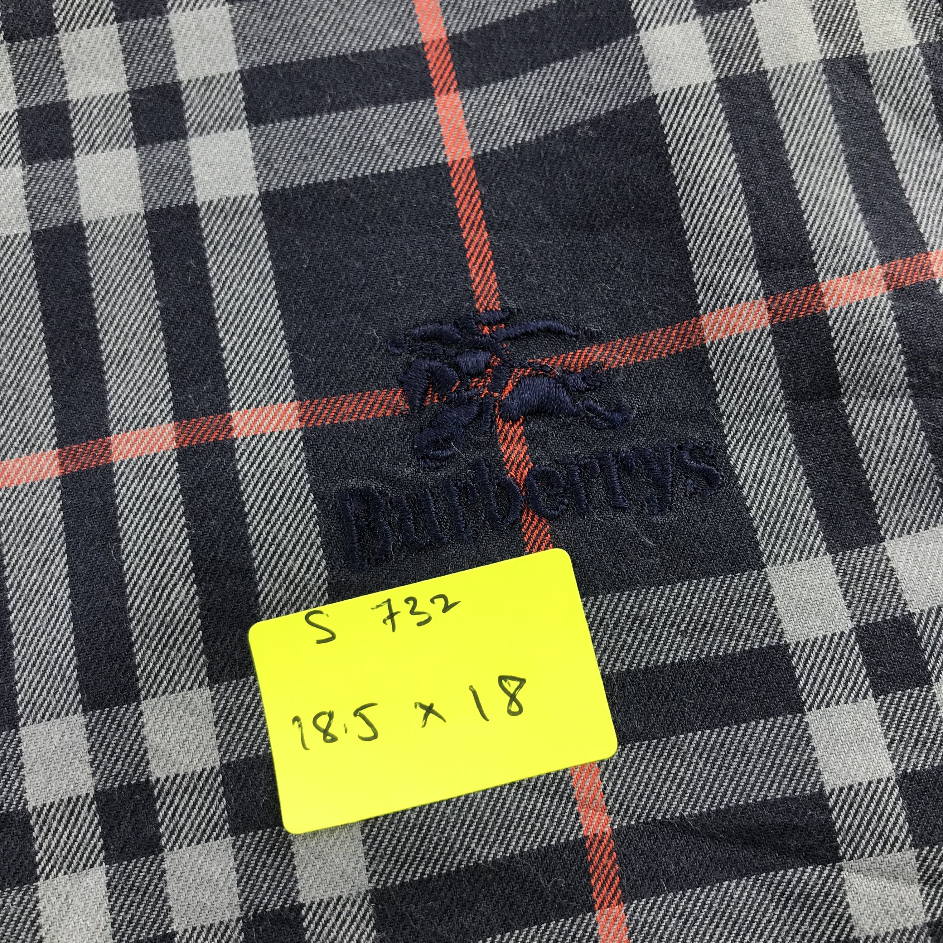 Burberry × Vintage Burberry Bandana / Handkerchief / Neckerchief - S732 Size ONE SIZE - 5 Thumbnail