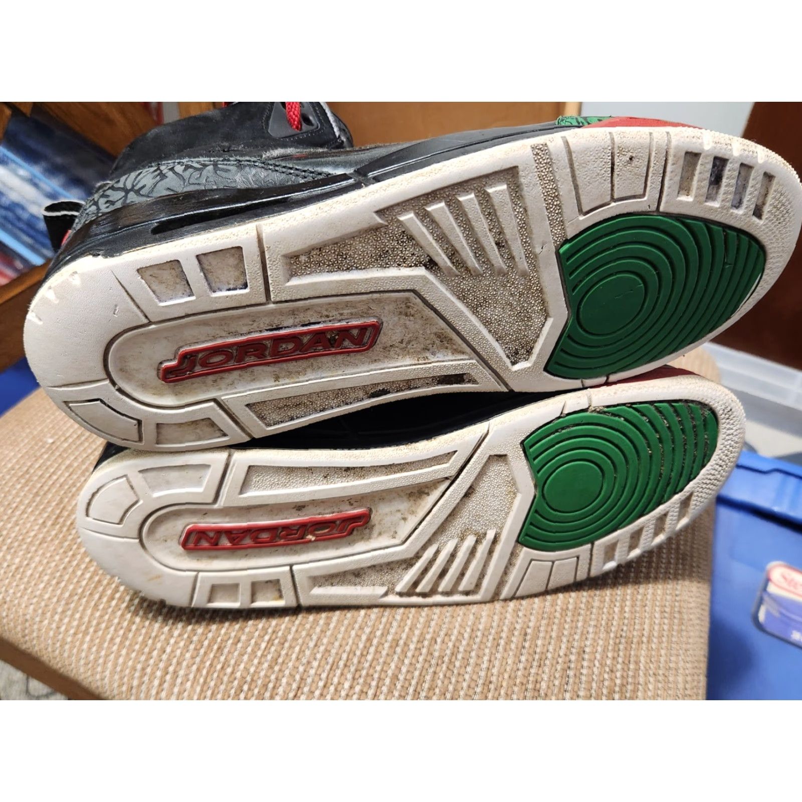 Jordan Brand VINTAGE? Size US 10 / EU 43 - 4 Thumbnail