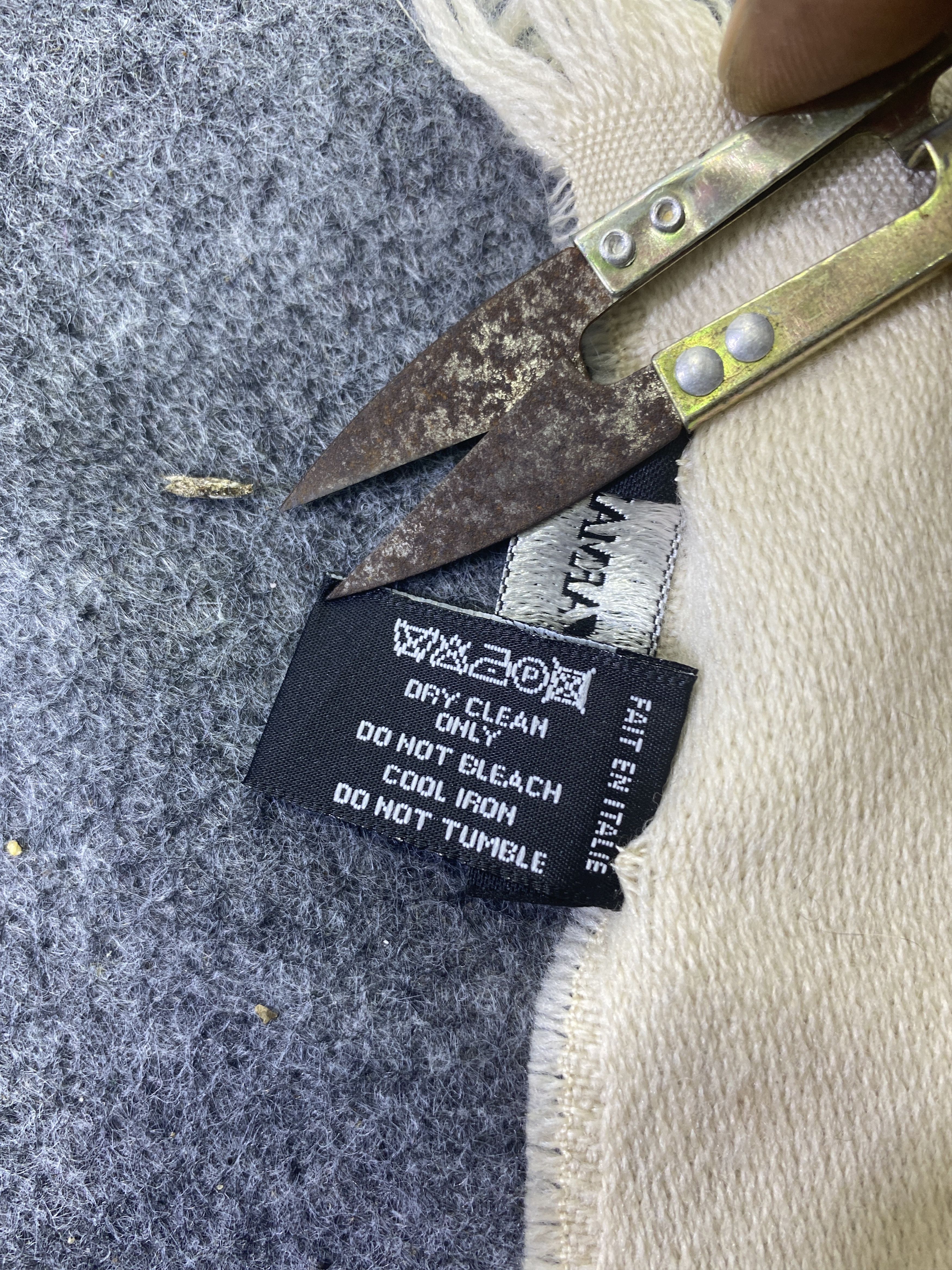 Emporio Armani Emporio Armani Scarf/Muffler/Neckwear -T866 Size ONE SIZE - 8 Thumbnail