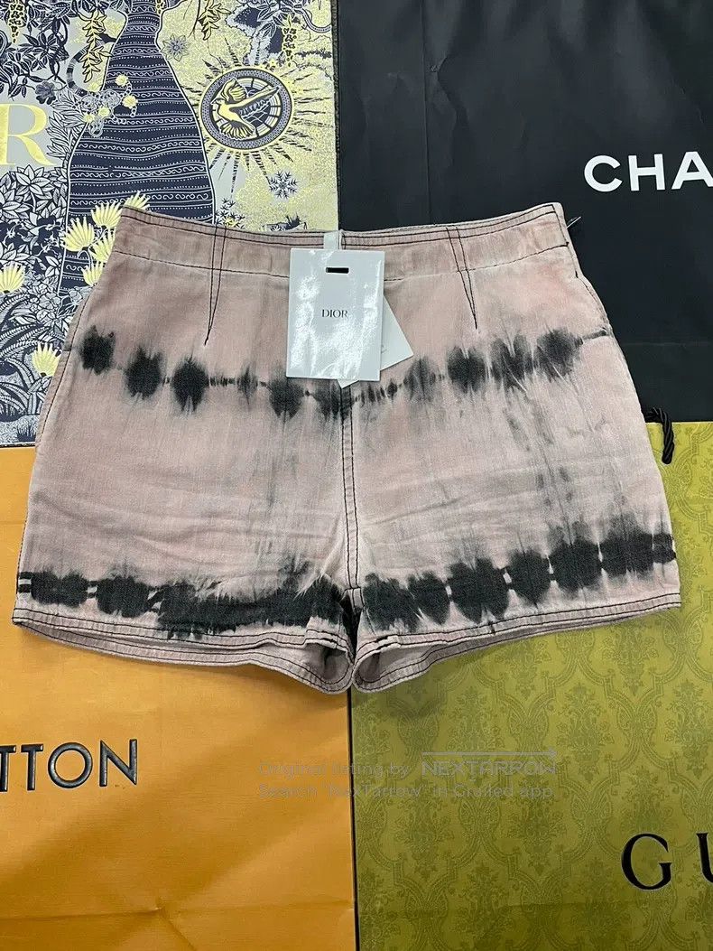 Dior Dior Pink and black printed tie-dyed denim shorts Size 25" / US 0 / IT 36 - 1 Thumbnail