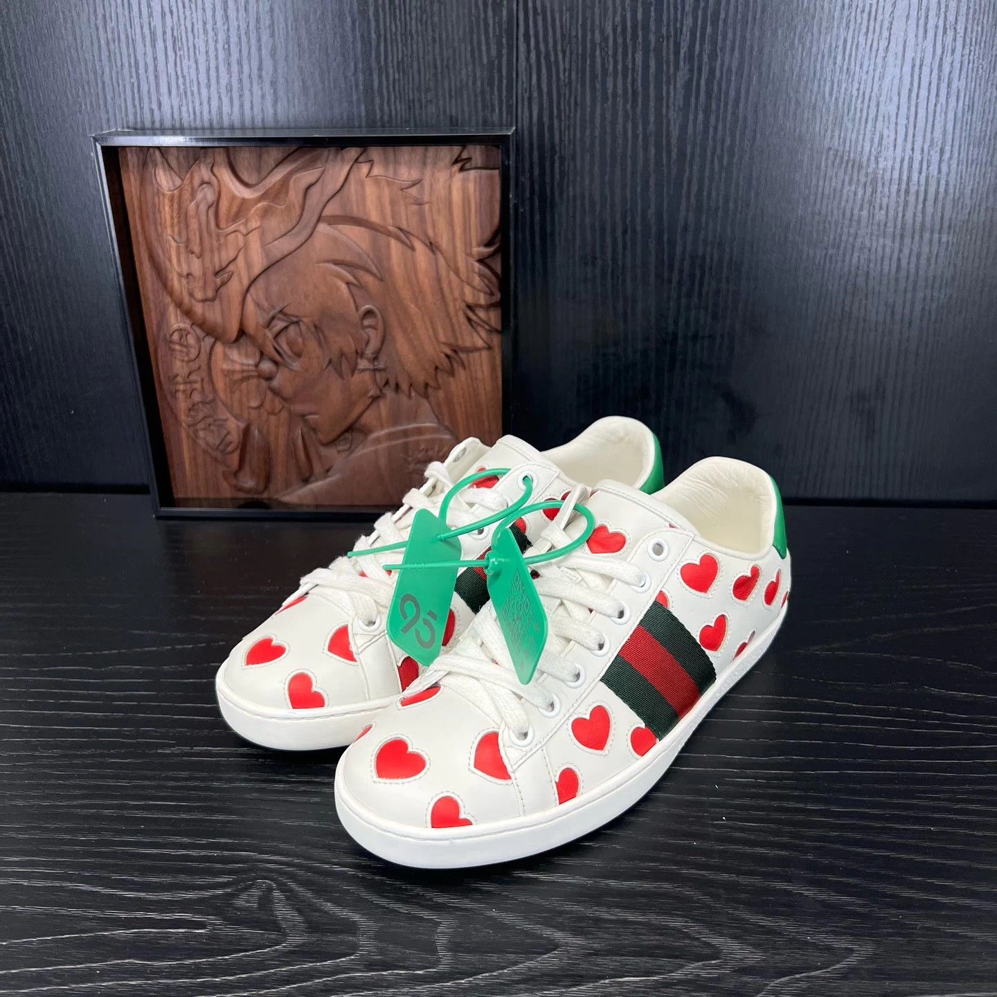 Gucci Gucci Ace White Red 35 V-Day Size US 4 / IT 34 - 1 Thumbnail